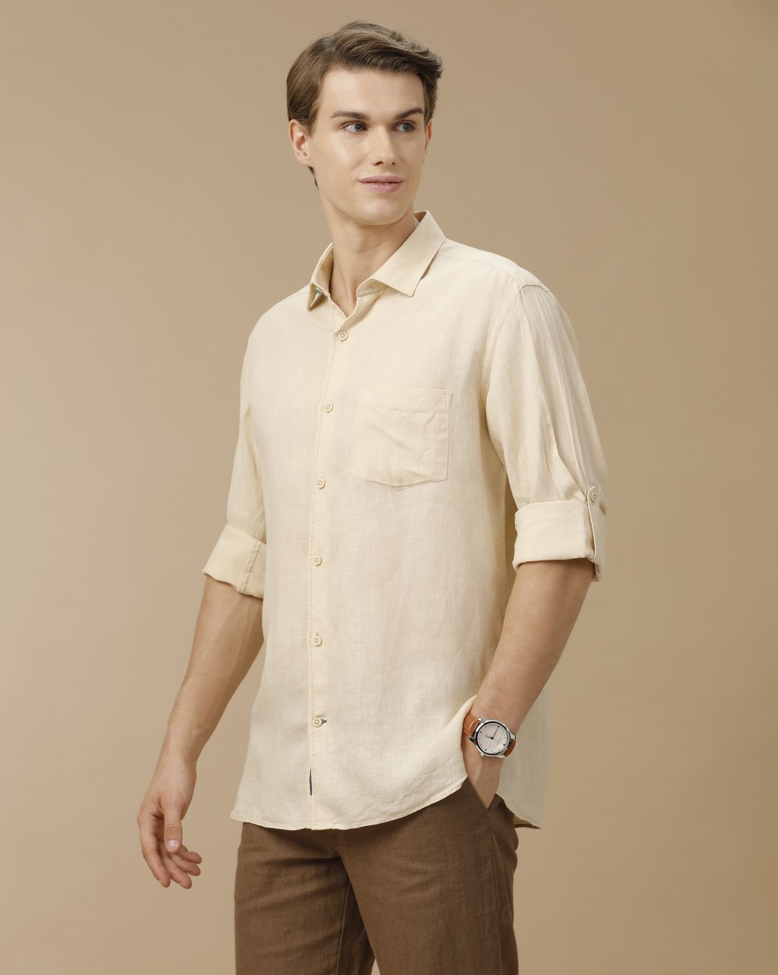 Men's Pure Linen Beige Solid Contemporary Fit Full Sleeve Casual Shirt