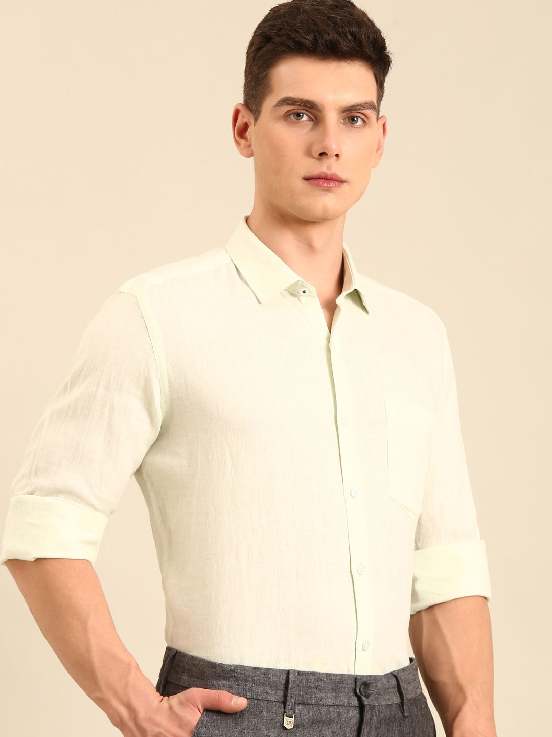 Linen Club Men's Pure Linen Light Green Solid Contemporary Fit Full Sleeve Casual Shirt