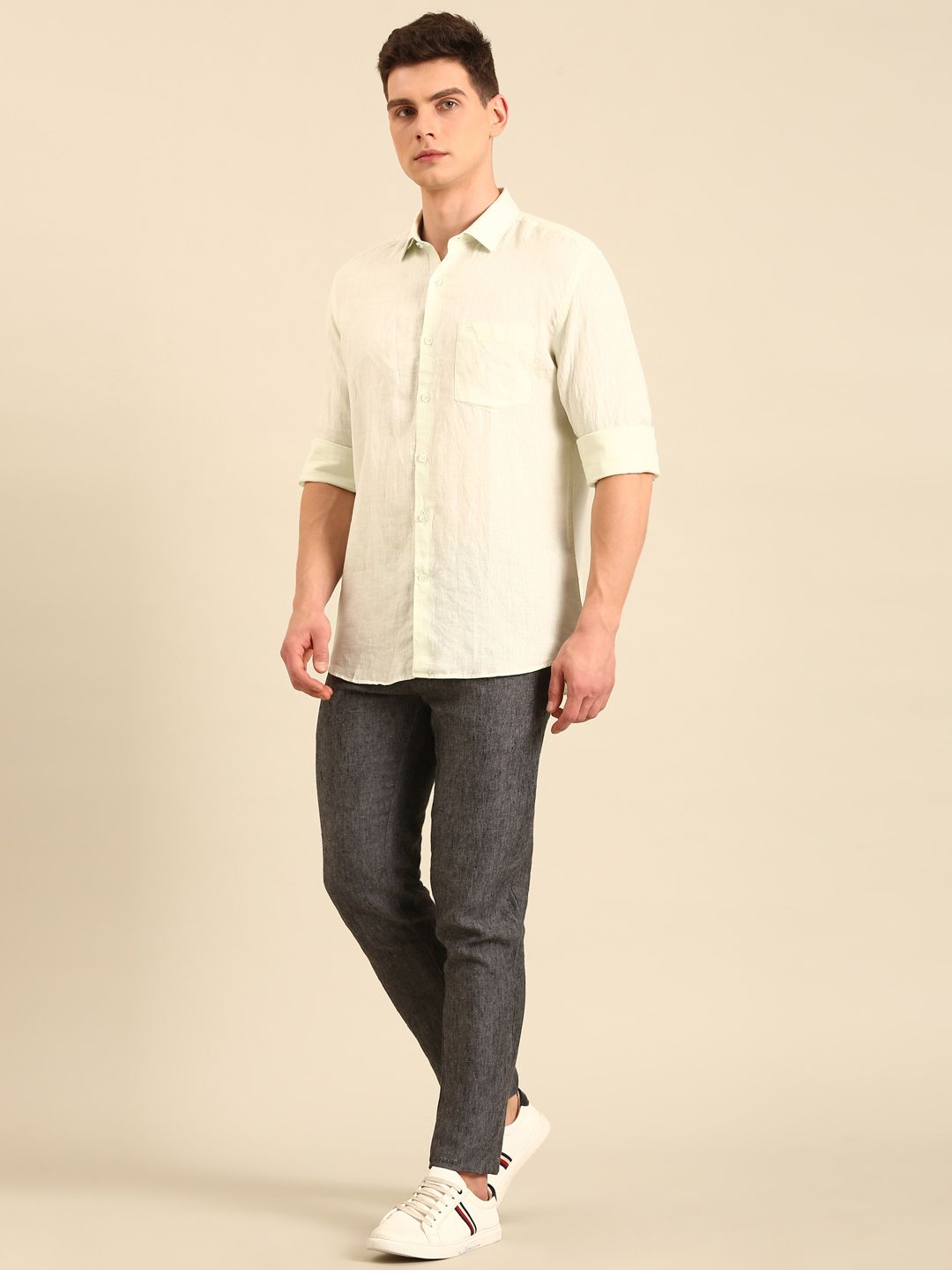 Linen Club Men's Pure Linen Light Green Solid Contemporary Fit Full Sleeve Casual Shirt