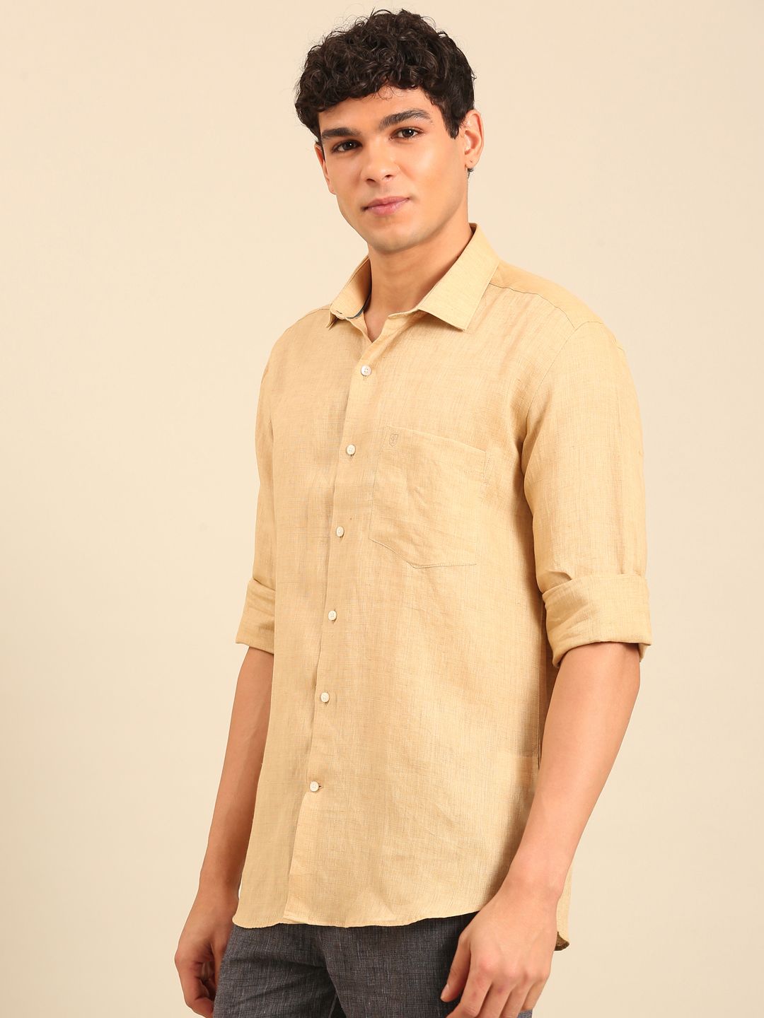 Linen Club Men's Contemporary Fit Pure Linen Full Sleeve Solid Shirt LCSFSD902D764