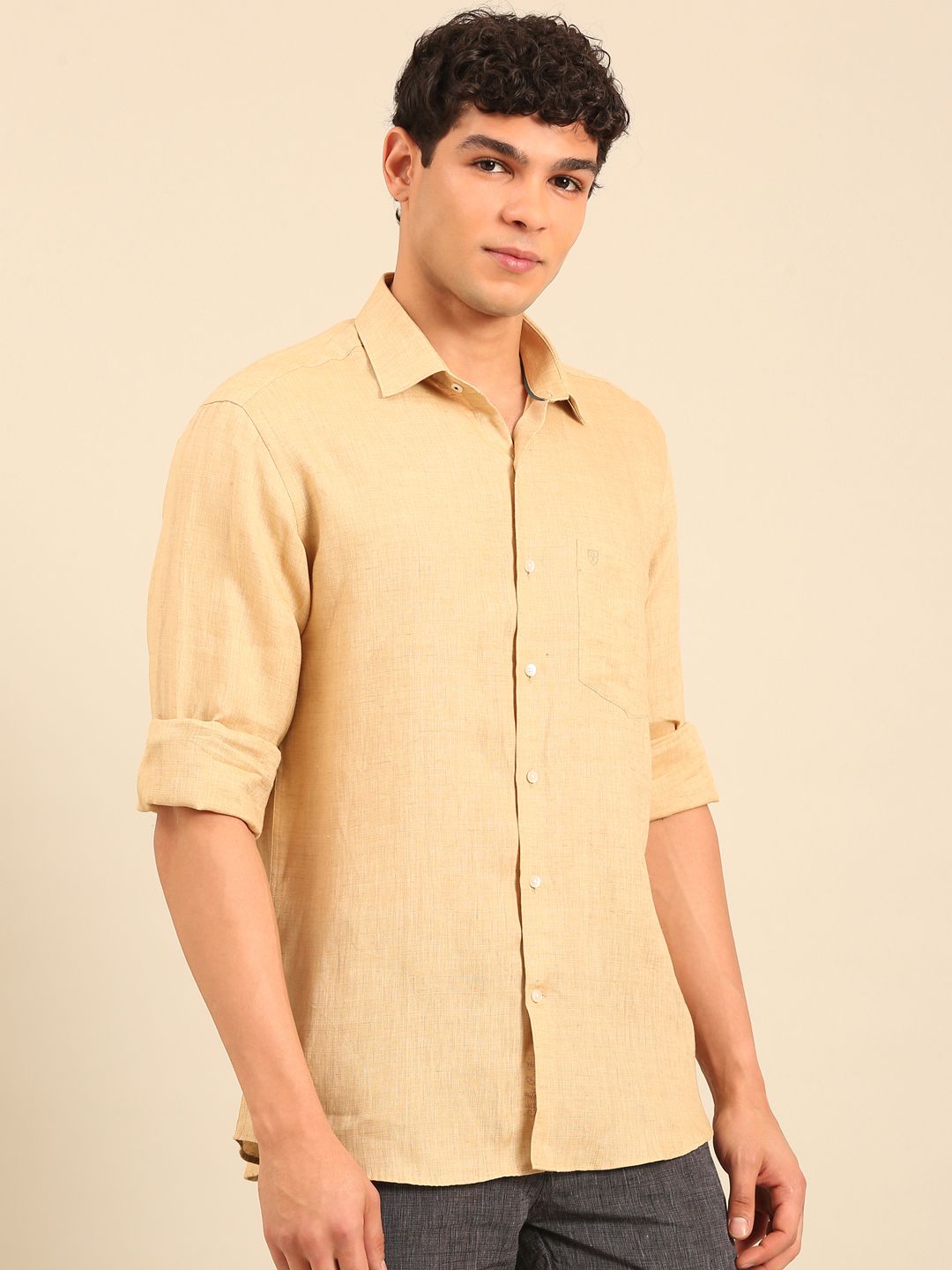 Linen Club Men's Contemporary Fit Pure Linen Full Sleeve Solid Shirt LCSFSD902D764