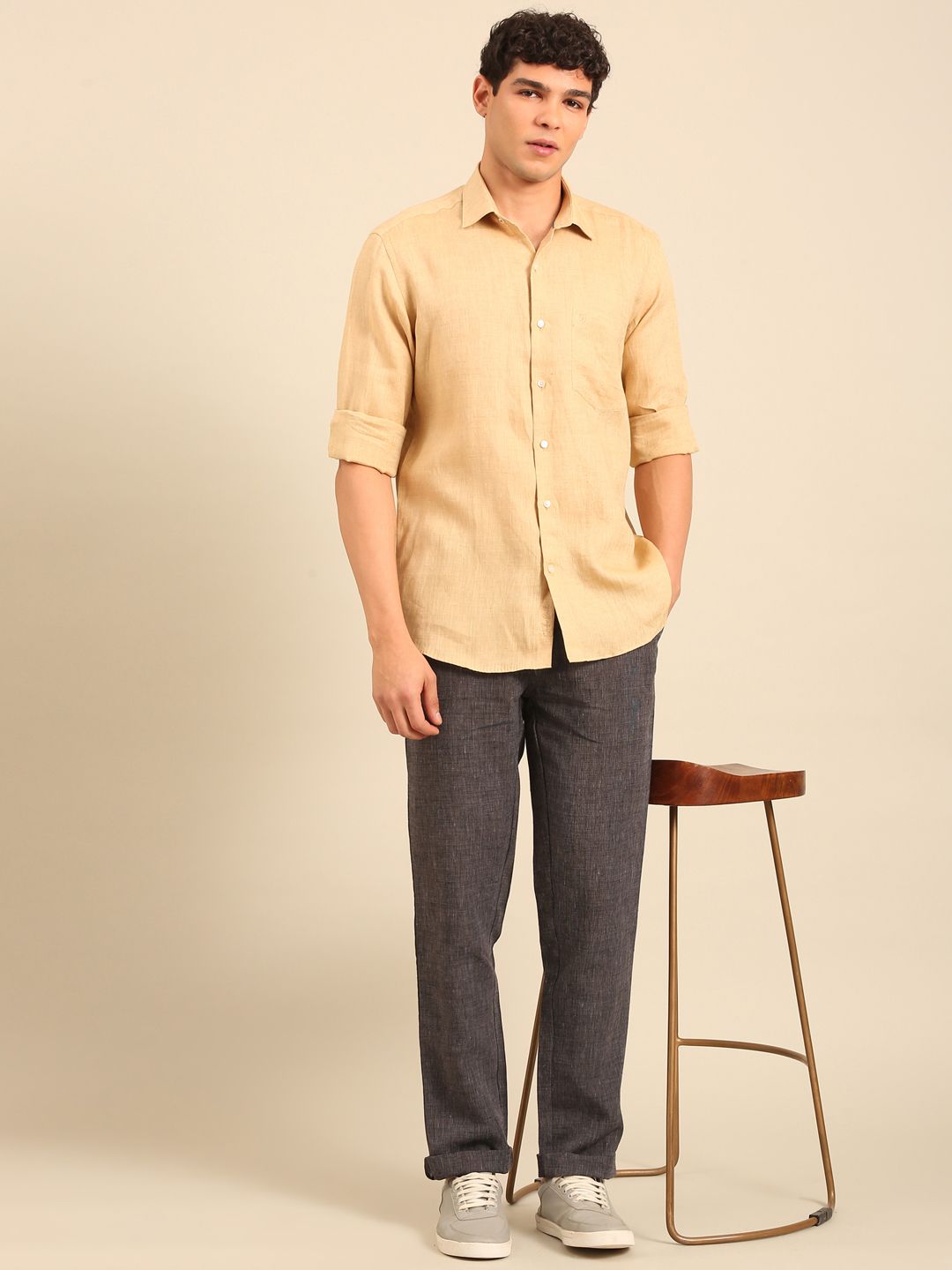 Linen Club Men's Contemporary Fit Pure Linen Full Sleeve Solid Shirt LCSFSD902D764