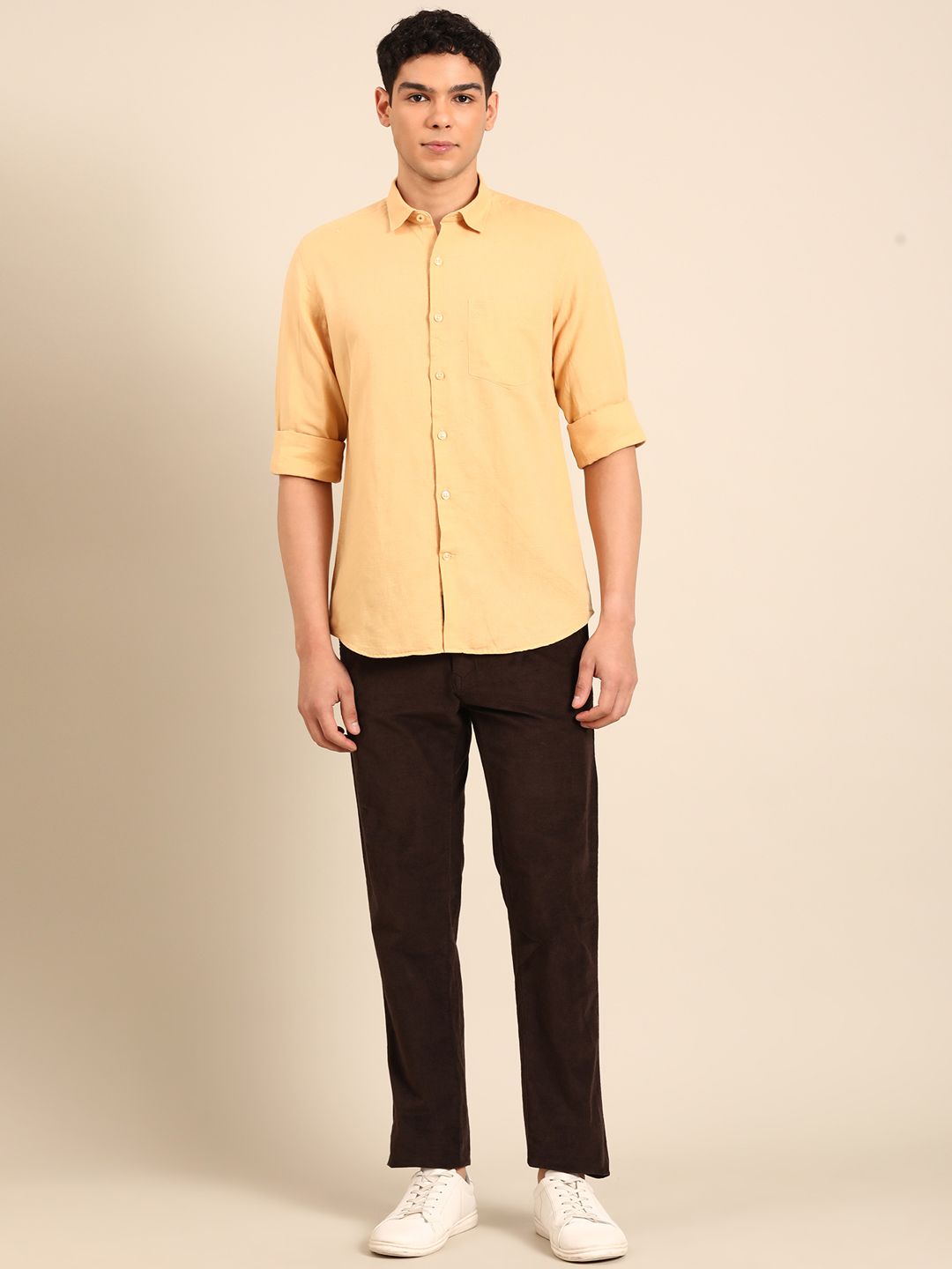Linen Club Men's Linen Rich Yellow Solid Contemporary Fit Full Sleeve Casual Shirt
