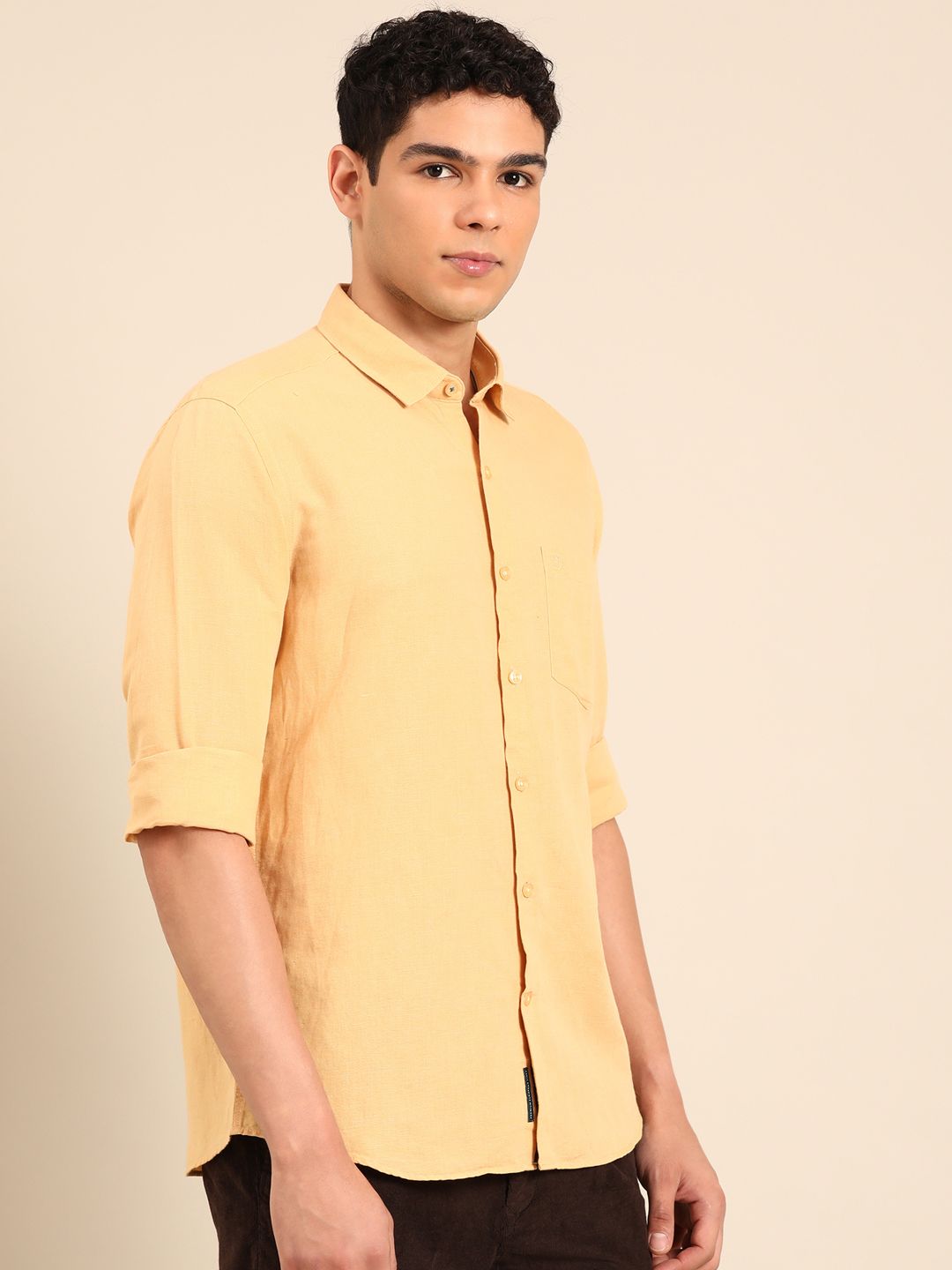 Linen Club Men's Linen Rich Yellow Solid Contemporary Fit Full Sleeve Casual Shirt