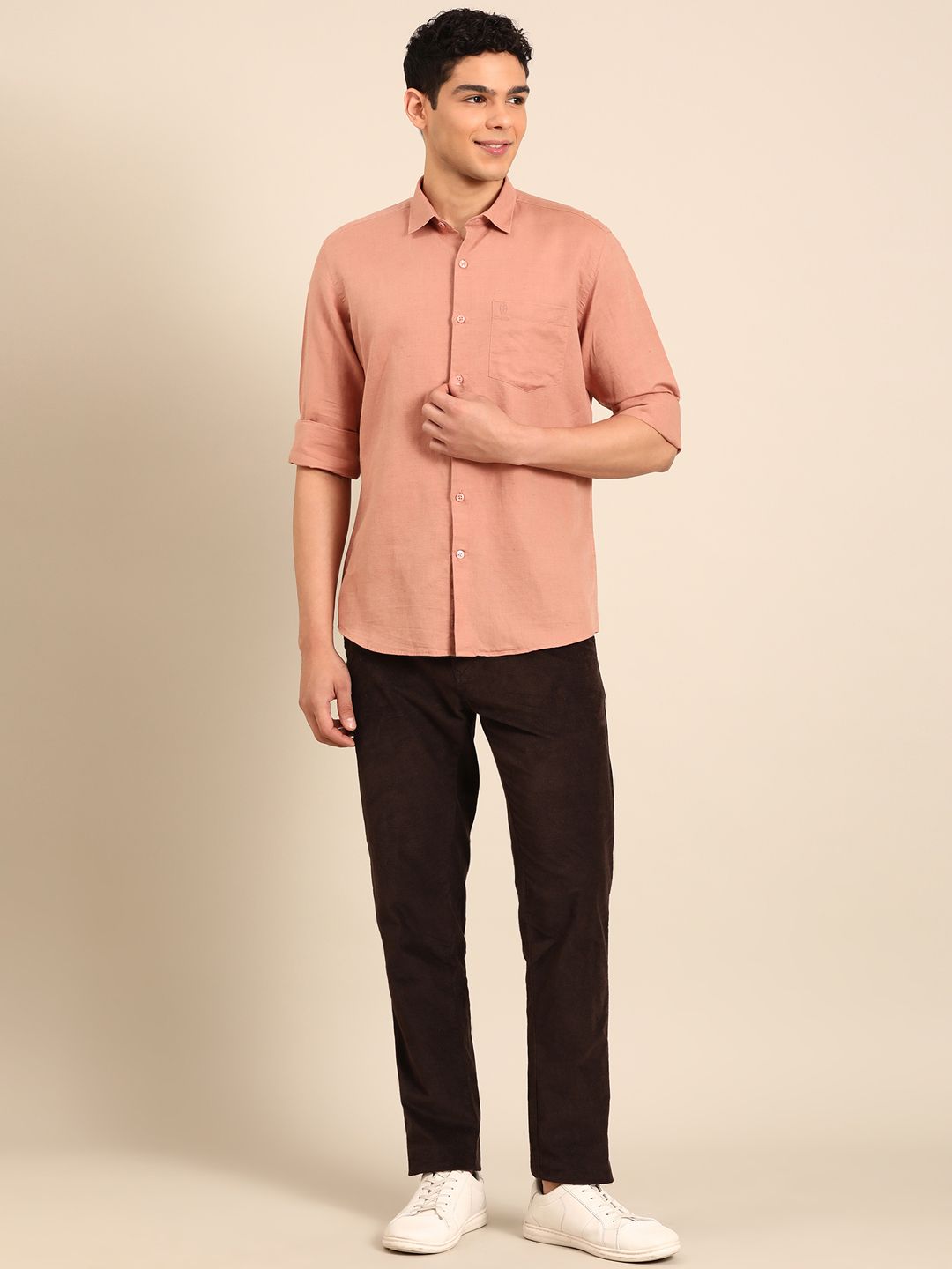 Linen Club Men's Linen Rich Peach Solid Contemporary Fit Full Sleeve Casual Shirt