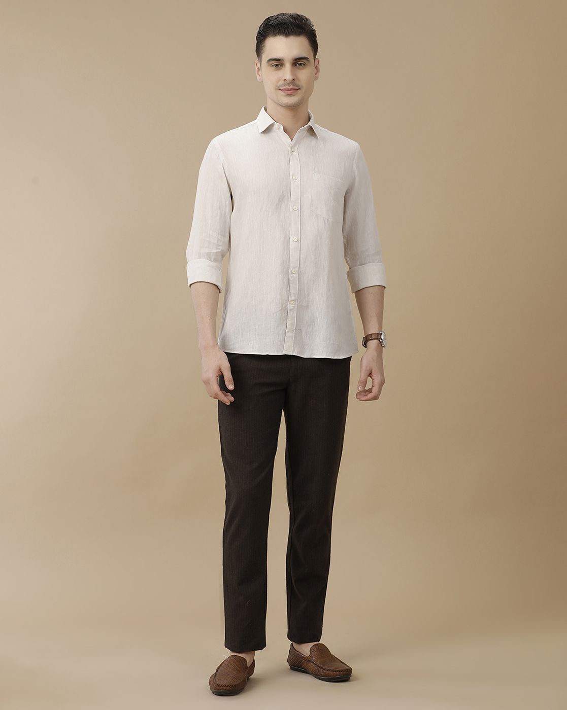 Men's Pure Linen Beige Solid Contemporary Fit Full Sleeve Casual Shirt