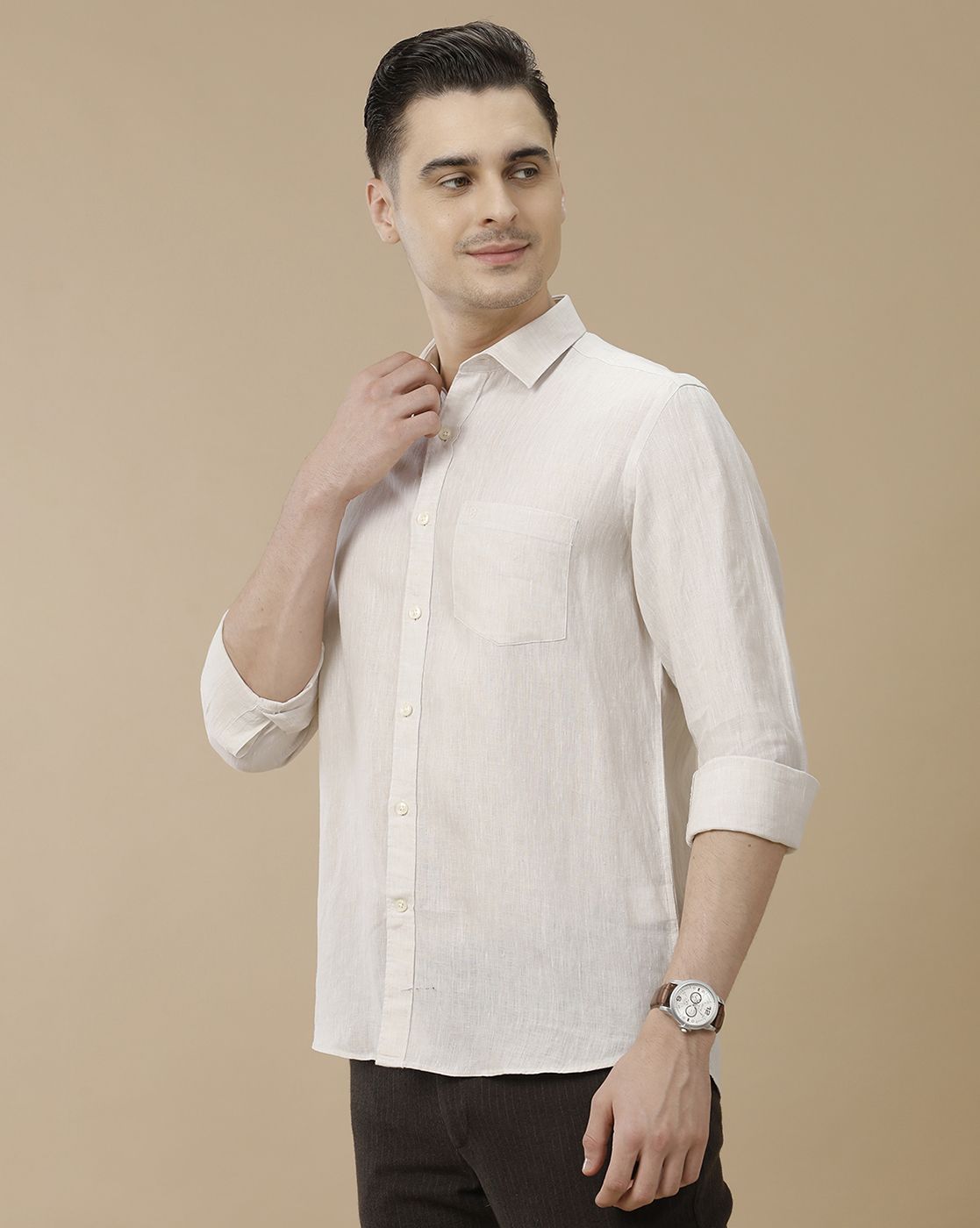 Men's Pure Linen Beige Solid Contemporary Fit Full Sleeve Casual Shirt