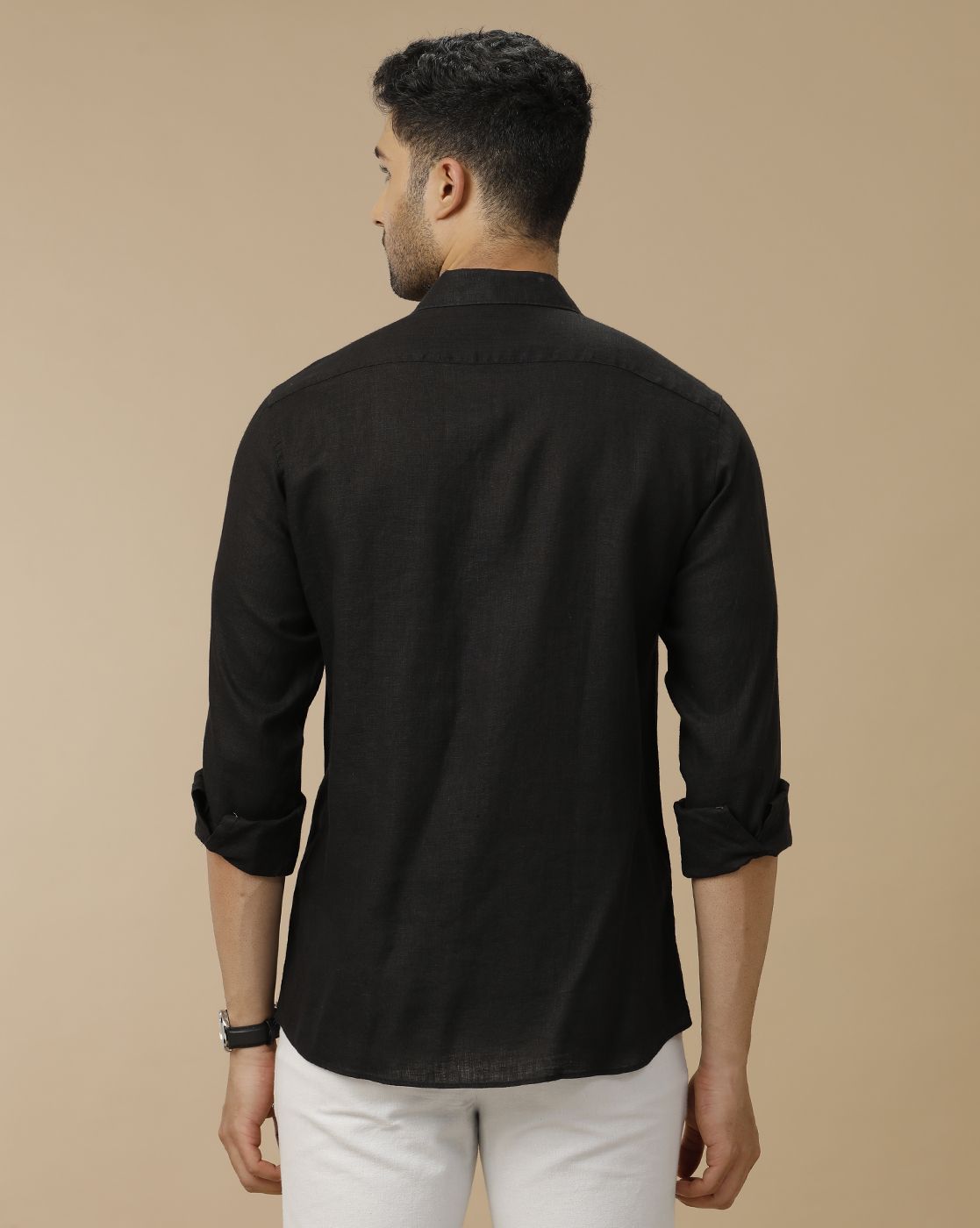 Men's Pure Linen Black Solid Contemporary Fit Full Sleeve Casual Shirt