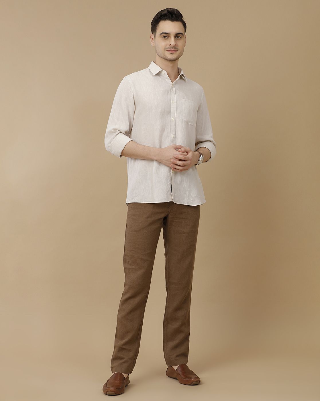 Men's Pure Linen Beige Solid Contemporary Fit Full Sleeve Casual Shirt