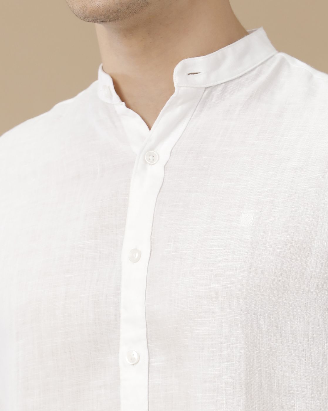 Men's Pure Linen White Solid Contemporary Fit Full Sleeve Casual Shirt