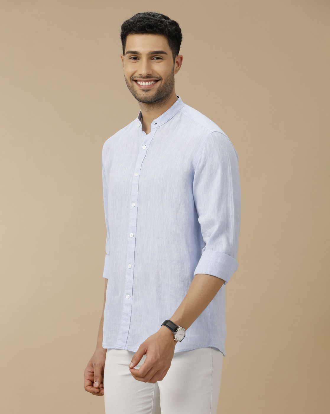 Men's Pure Linen Blue Solid Contemporary Fit Full Sleeve Casual Shirt