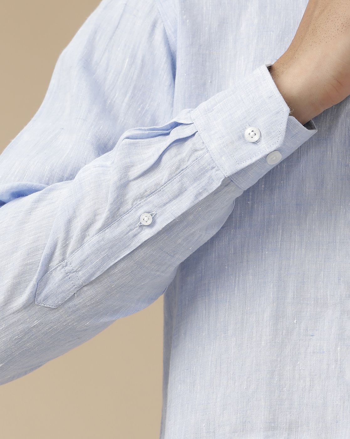 Men's Pure Linen Blue Solid Contemporary Fit Full Sleeve Casual Shirt