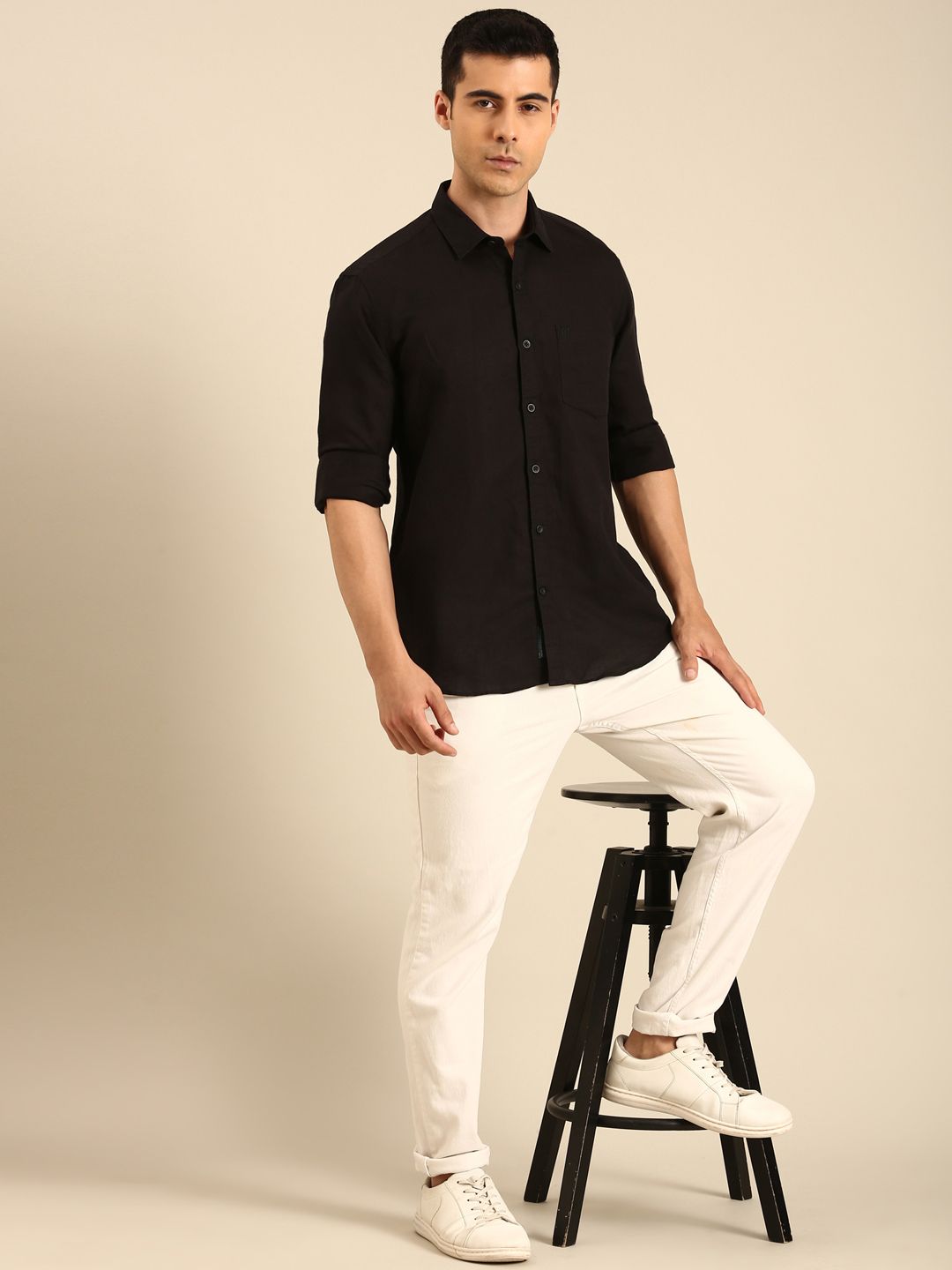 Linen Club Men's Linen Blend Black Solid Contemporary Fit Full Sleeves Casual Shirt