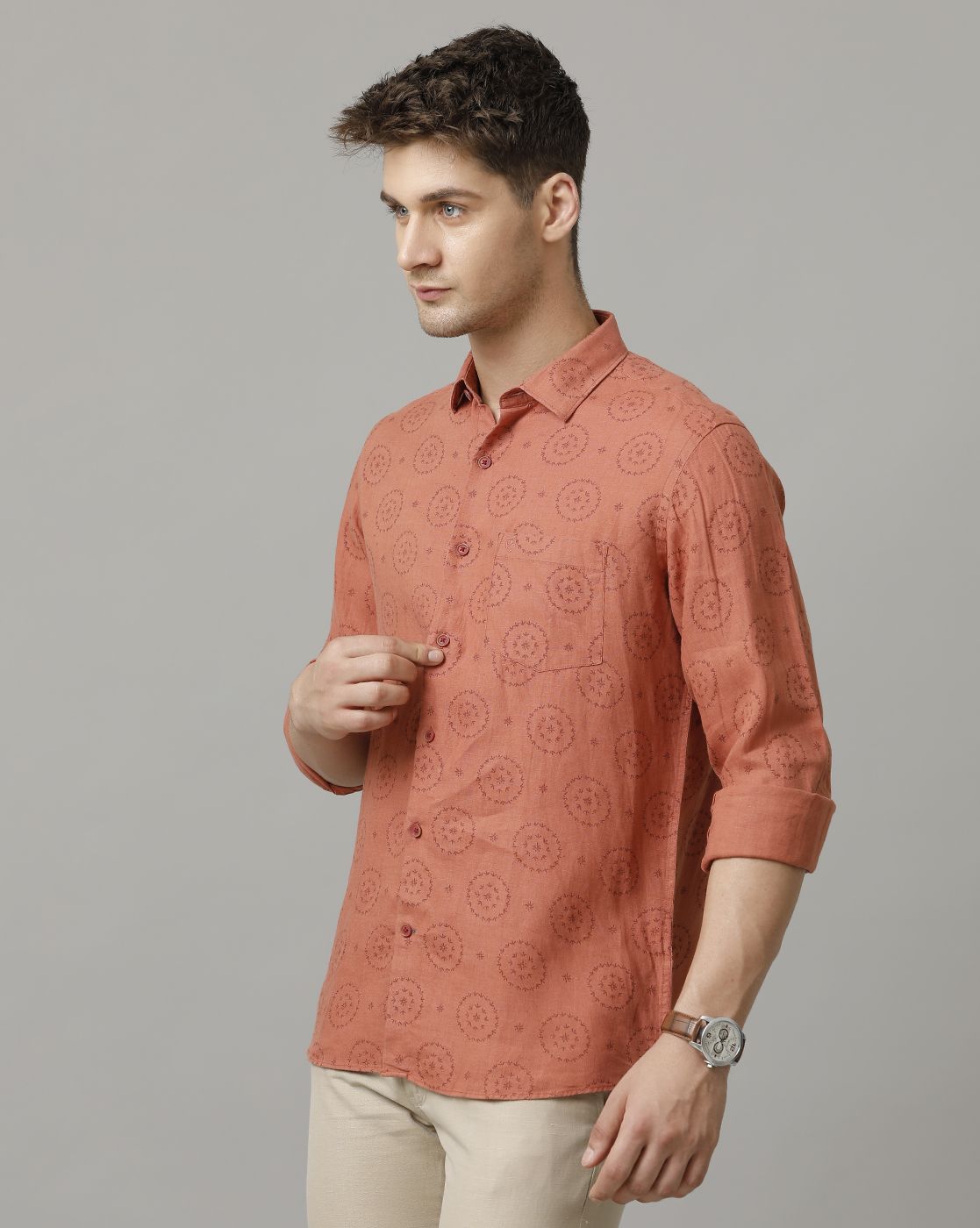 Men's Pure Linen Red Printed Contemporary Fit Full Sleeve Sleeve Casual Shirt