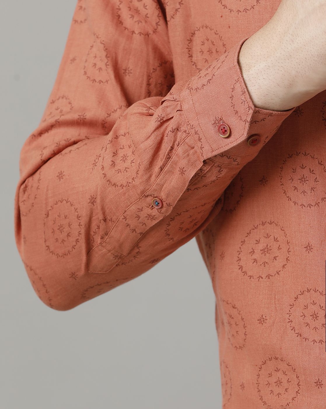 Men's Pure Linen Red Printed Contemporary Fit Full Sleeve Sleeve Casual Shirt