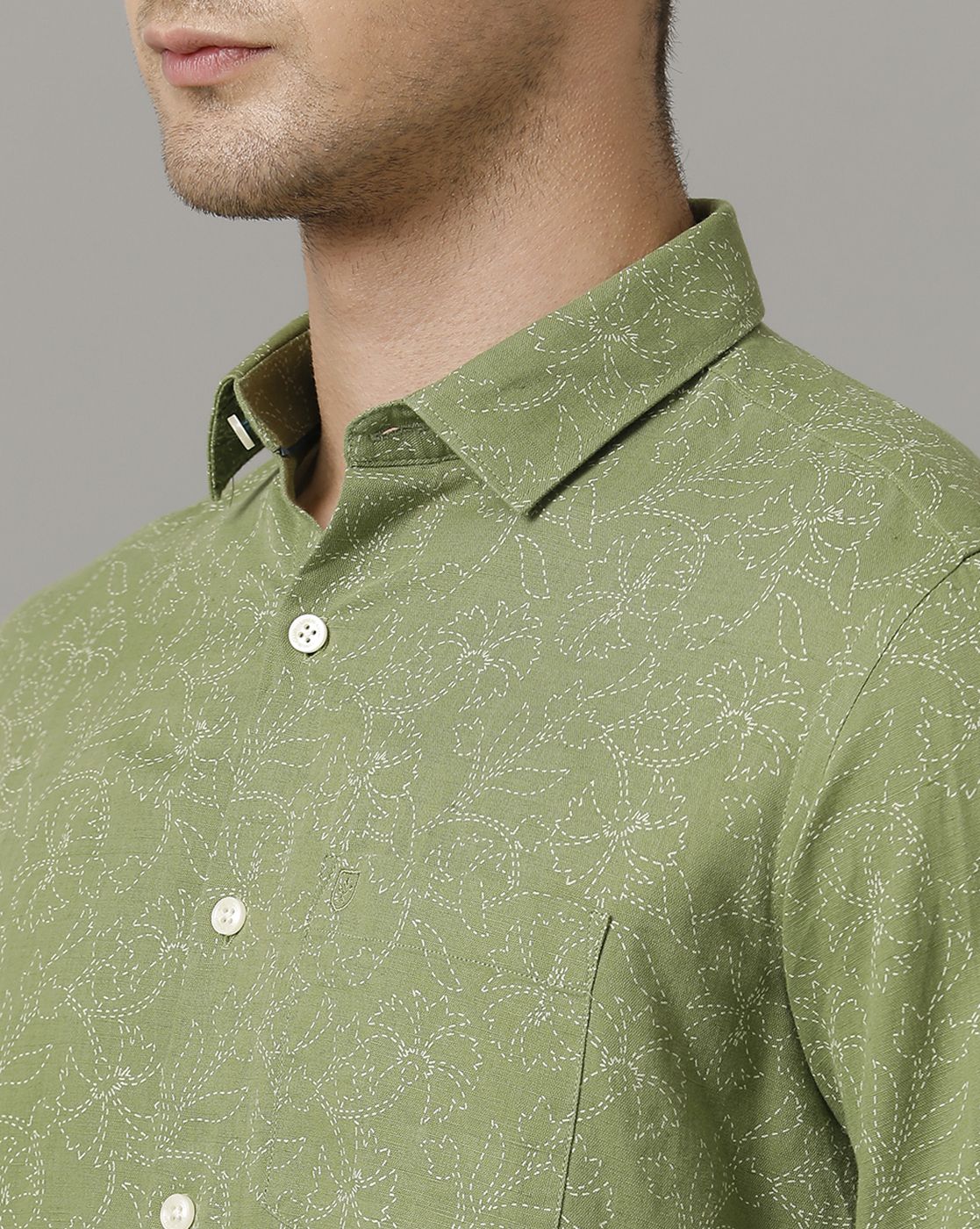 Men's Linen Rich Green Printed Contemporary Fit Full Sleeve Sleeve Casual Shirt
