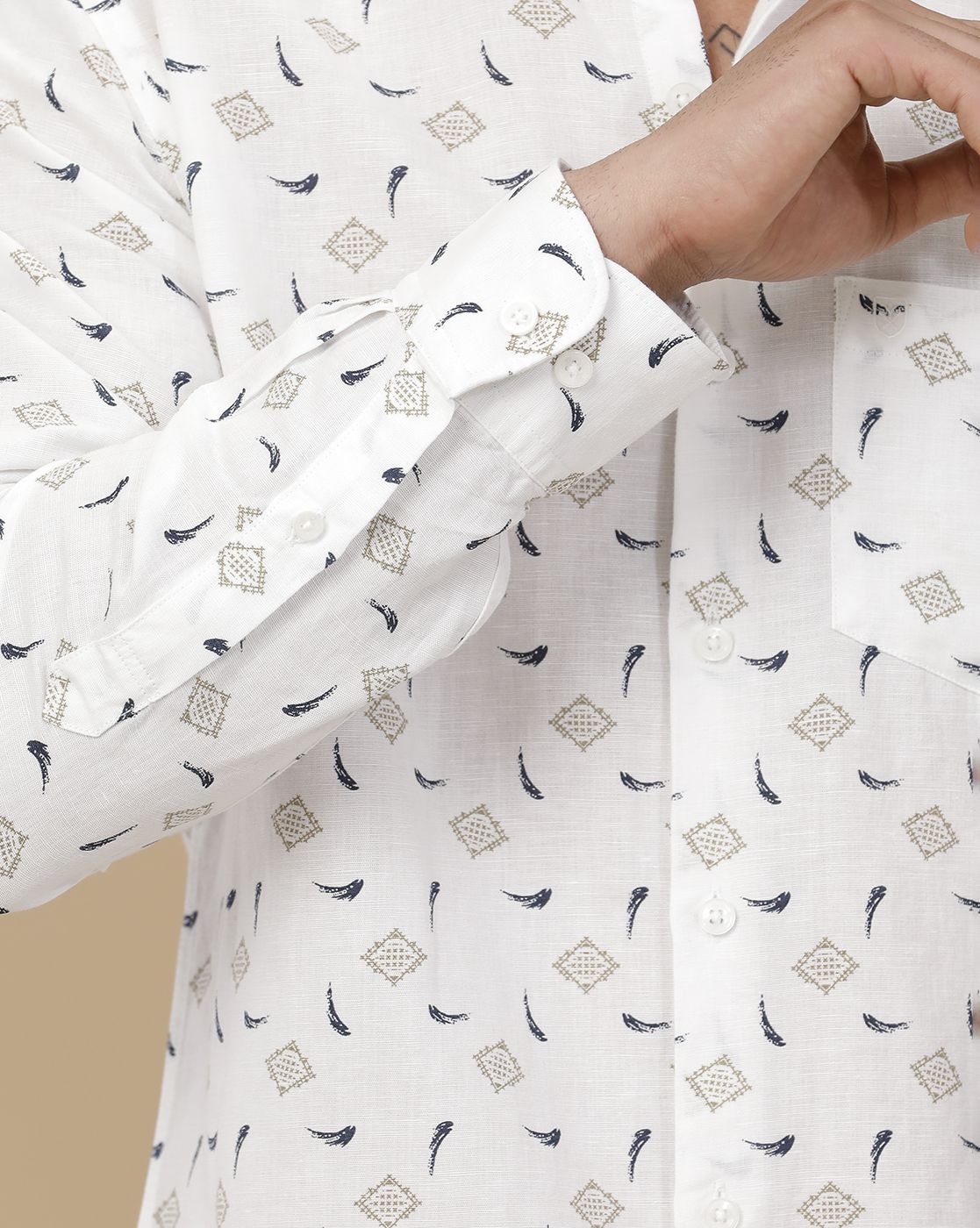 Linen Club Men's Linen Rich White Printed Contemporary Fit Full Sleeve Casual Shirt