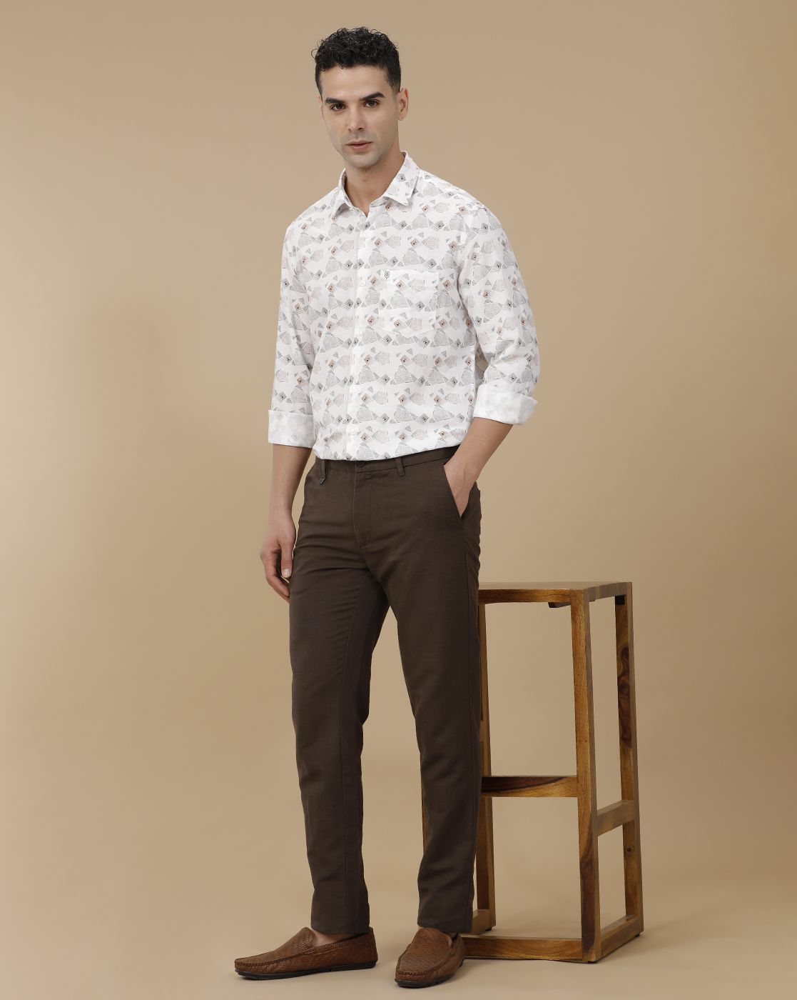 Linen Club Men's Linen Rich White Printed Contemporary Fit Full Sleeve Casual Shirt