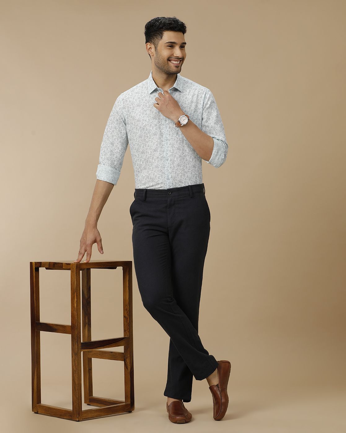 Men's Linen Rich Blue Printed Contemporary Fit Full Sleeve Casual Shirt
