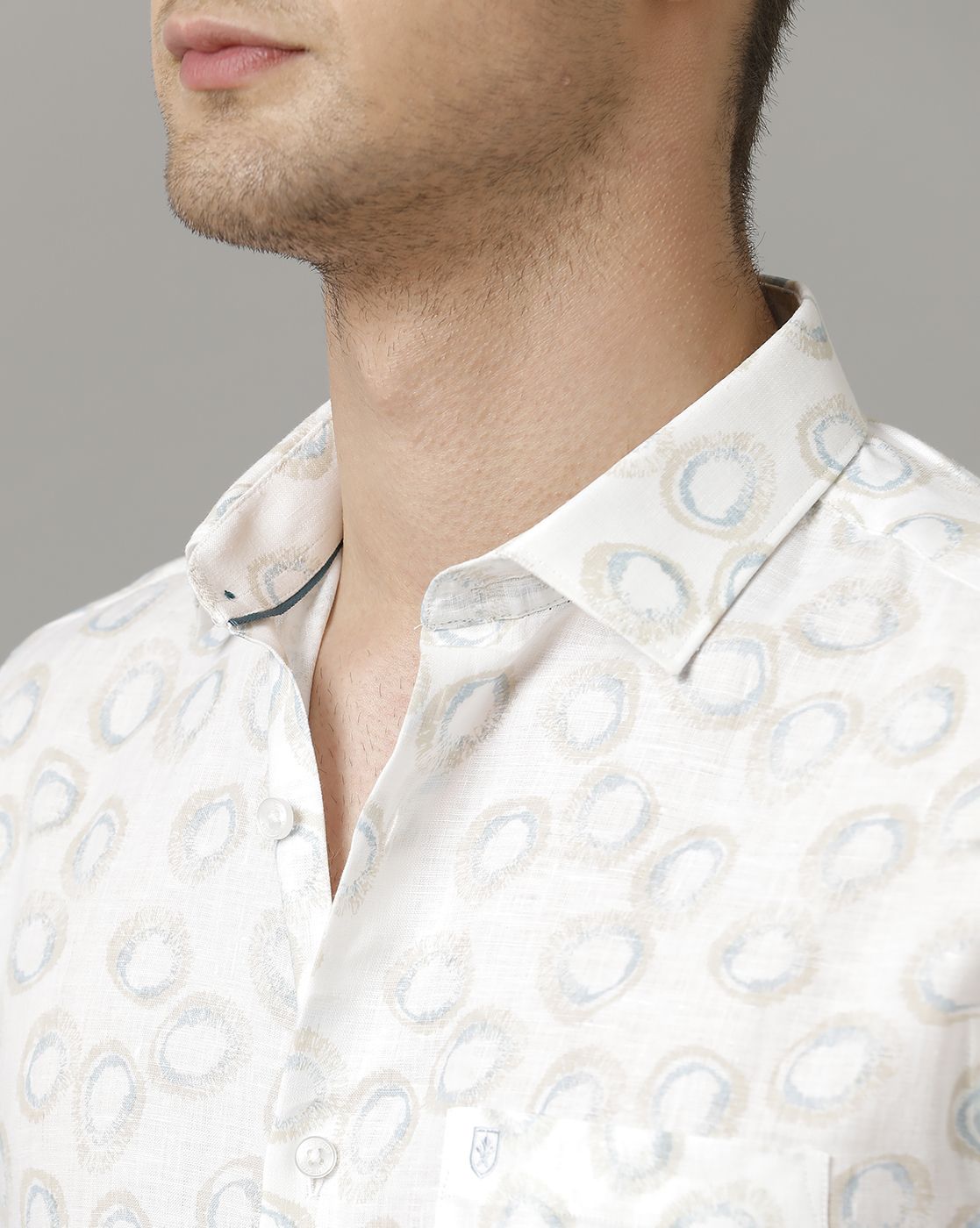 Men's Pure Linen Blue Printed Contemporary Fit Full Sleeve Casual Shirt