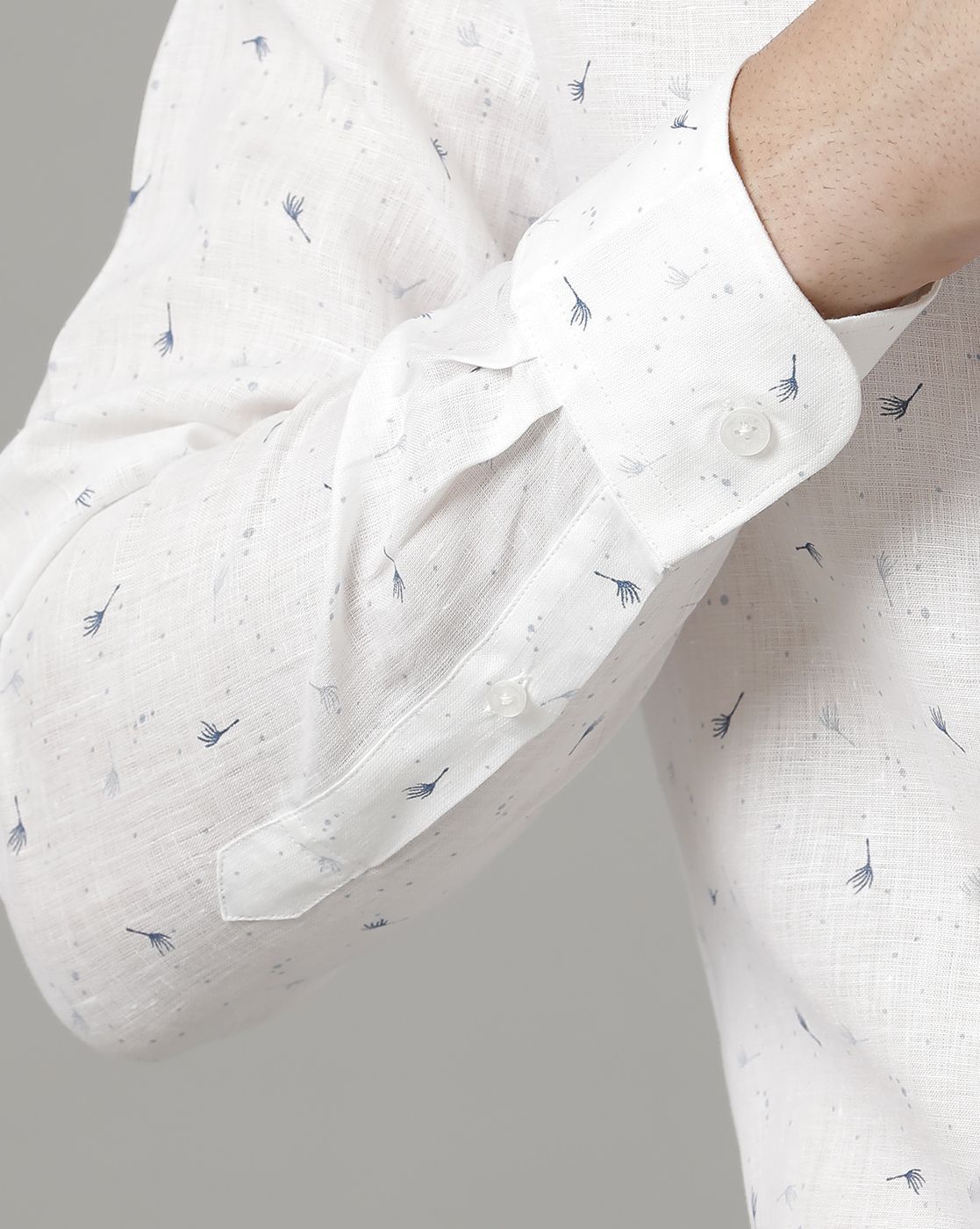 Men's Pure Linen Blue Printed Contemporary Fit Full Sleeve Casual Shirt