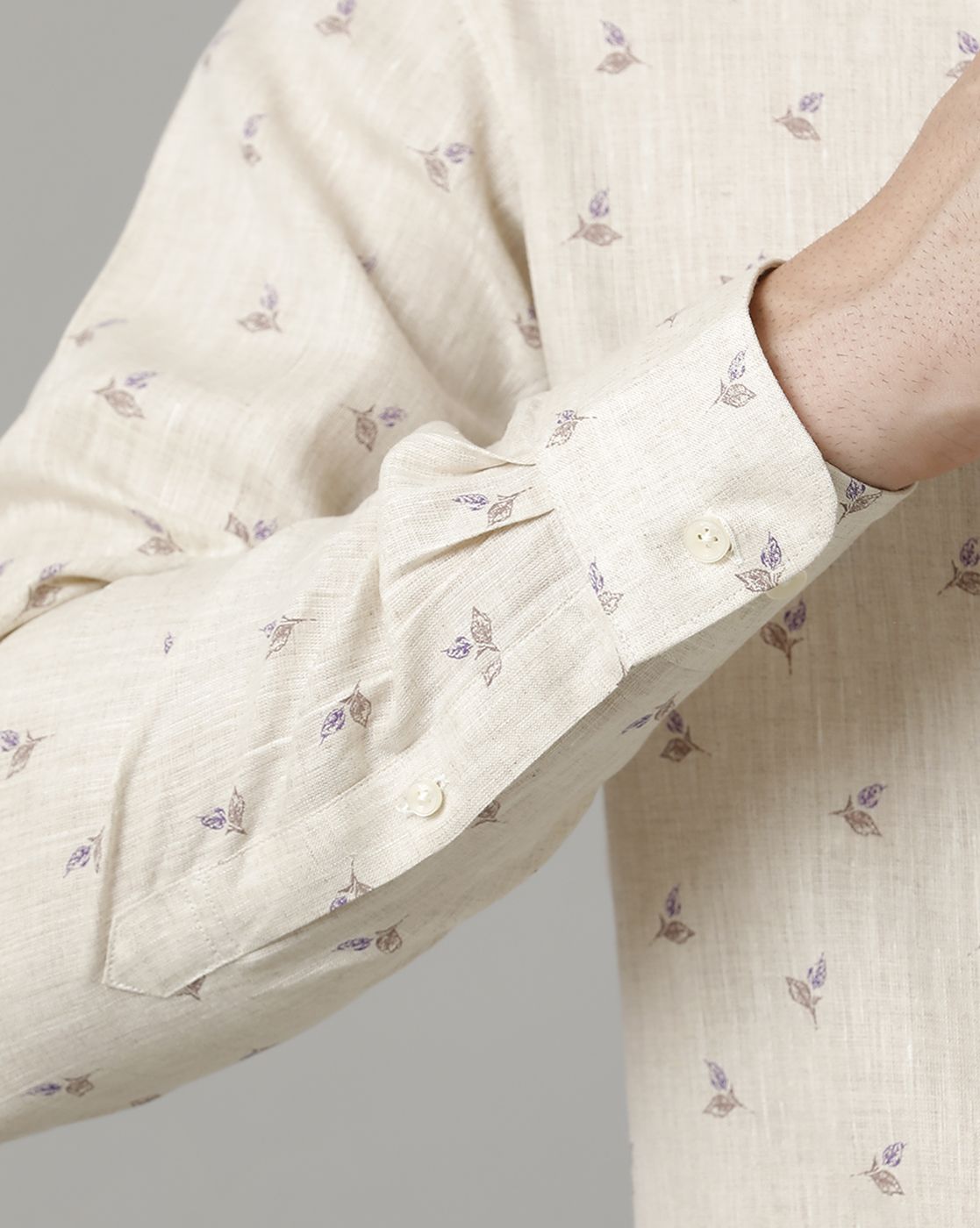 Men's Pure Linen Beige Printed Contemporary Fit Full Sleeve Sleeve Casual Shirt