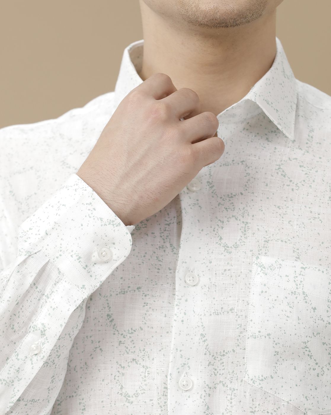 Men's Pure Linen White Printed Contemporary Fit Full Sleeve Casual Shirt