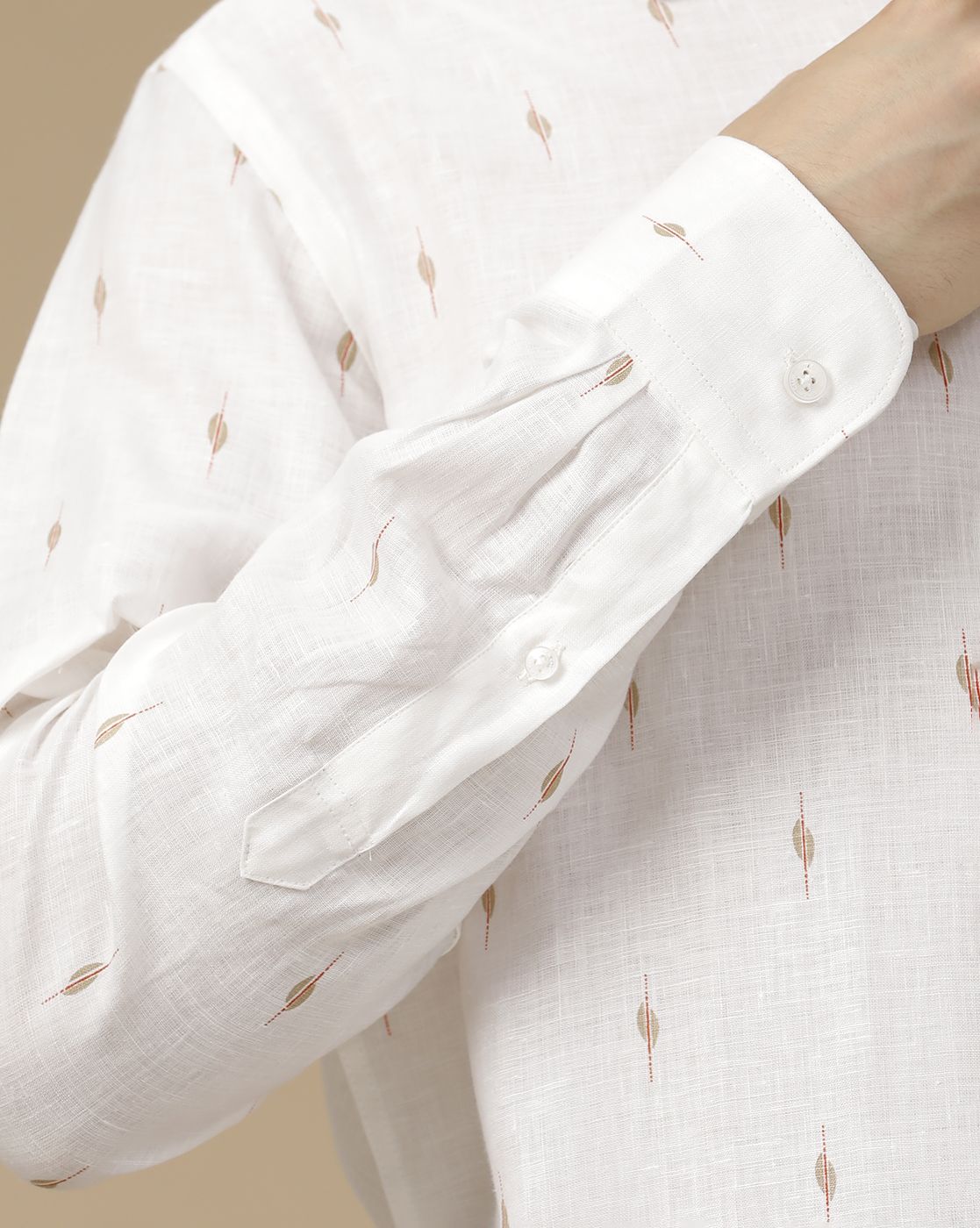 Men's Pure Linen White Printed Contemporary Fit Full Sleeve Casual Shirt