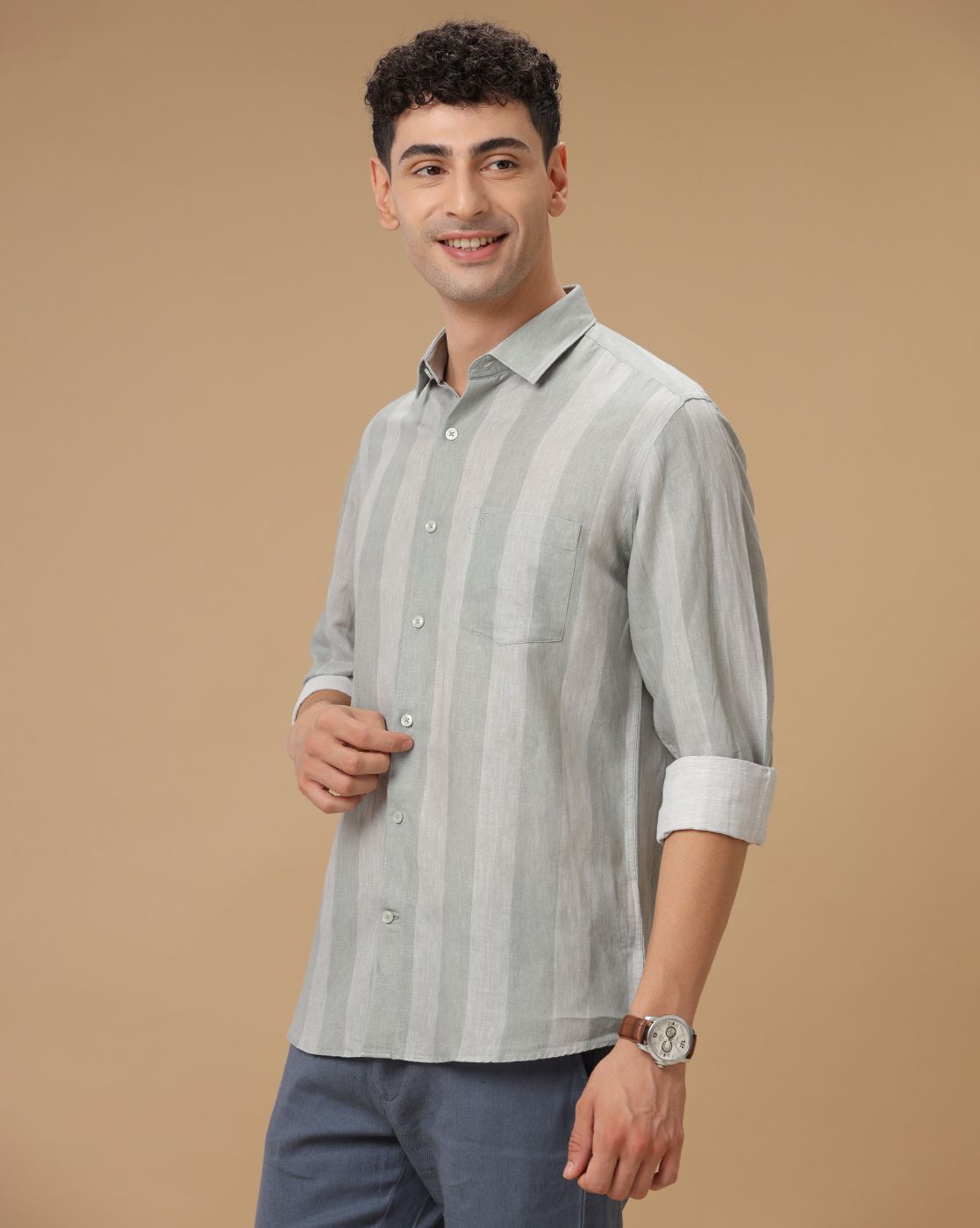 Men's Linen Rich Green Striped Contemporary Fit Full Sleeve Casual Shirt