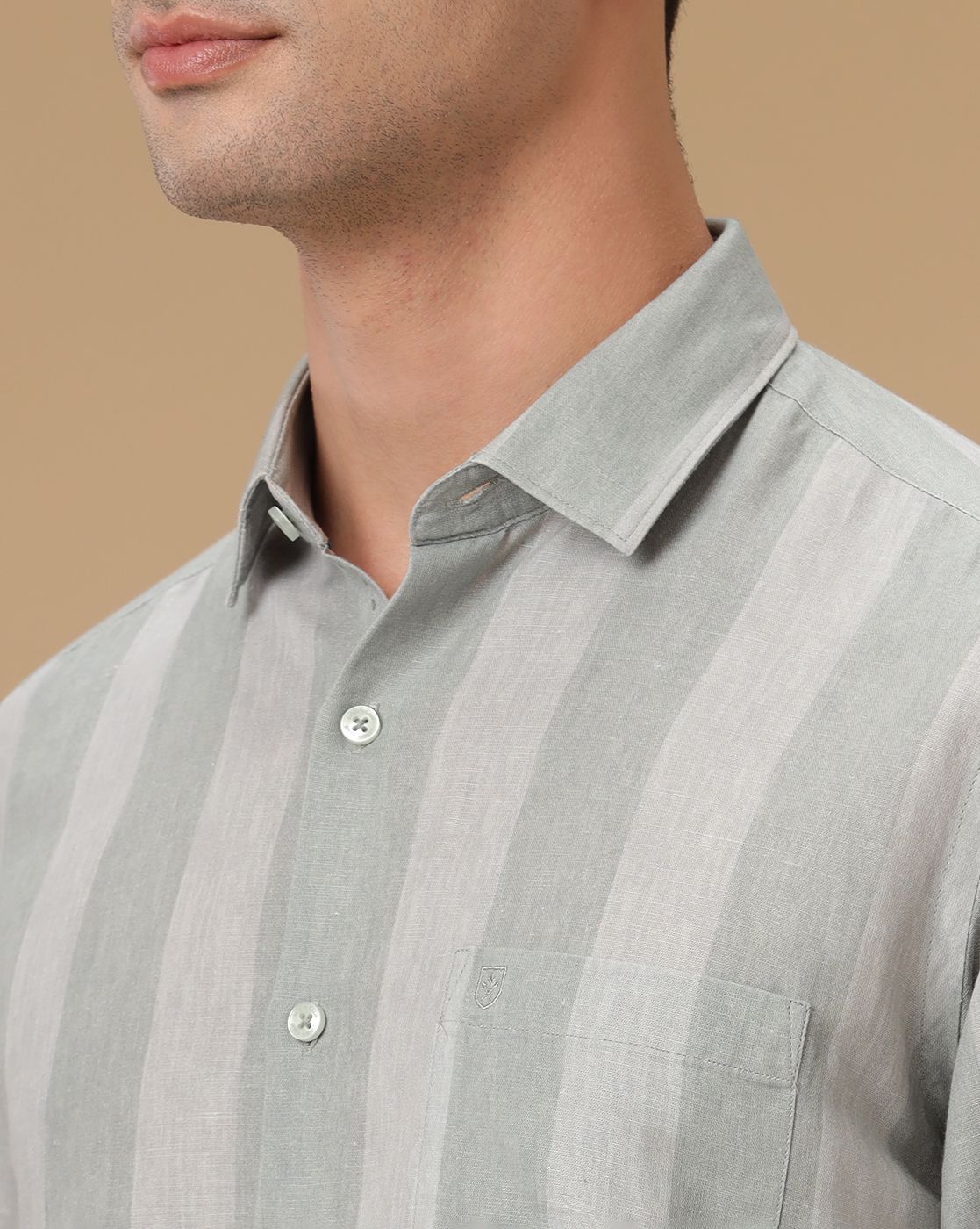 Men's Linen Rich Green Striped Contemporary Fit Full Sleeve Casual Shirt