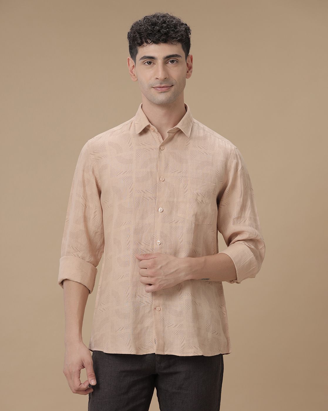 Men's Pure Linen Peach Printed Contemporary Fit Full Sleeve Casual Shirt