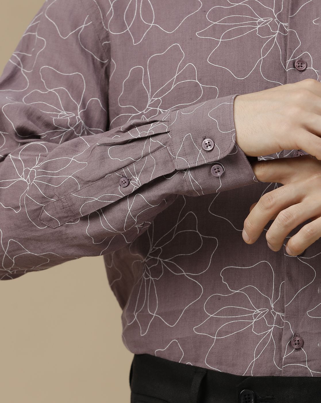 Men's Pure Linen Purple Printed Contemporary Fit Full Sleeve Casual Shirt