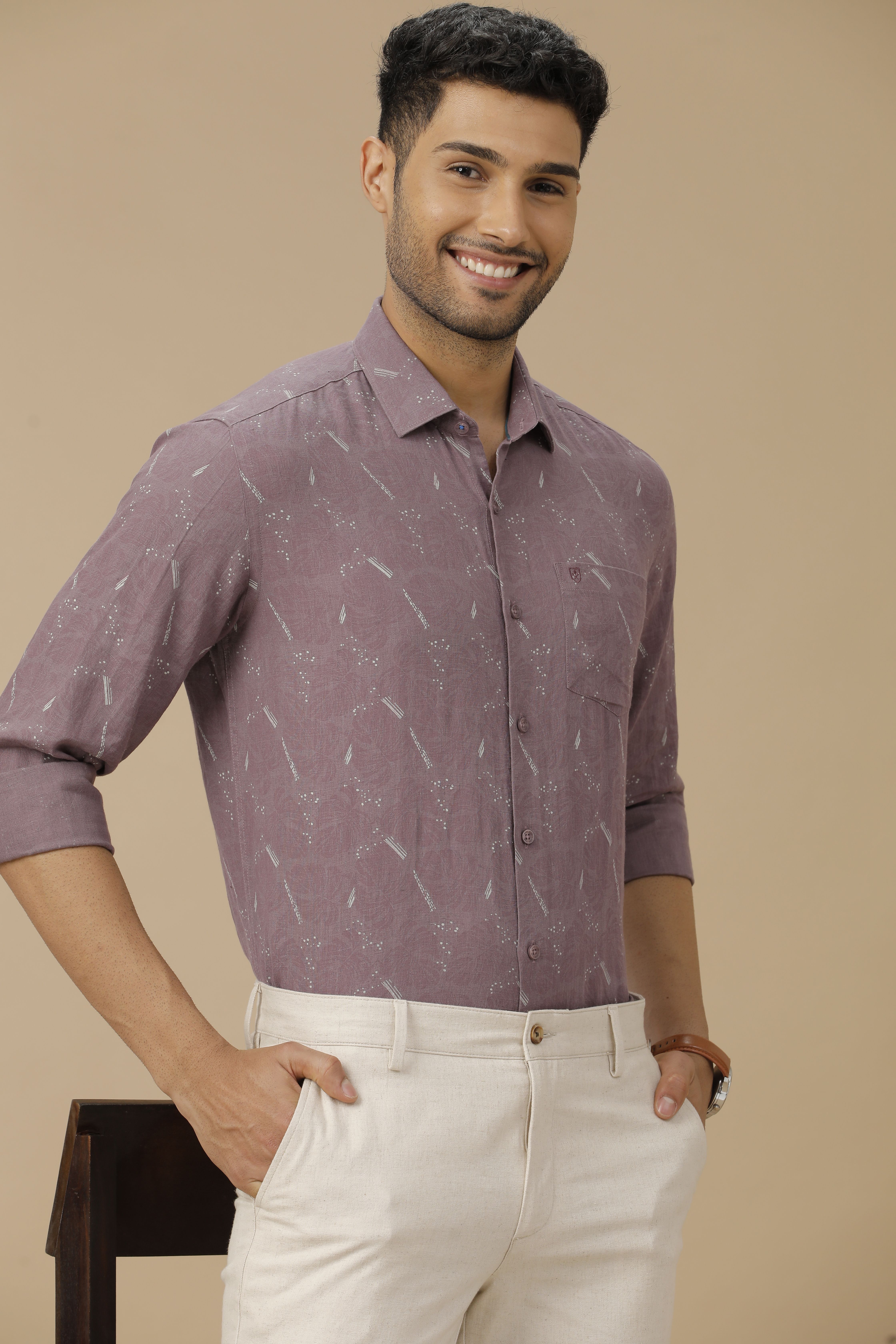 Men's Pure Linen Purple Printed Contemporary Fit Full Sleeve Casual Shirt