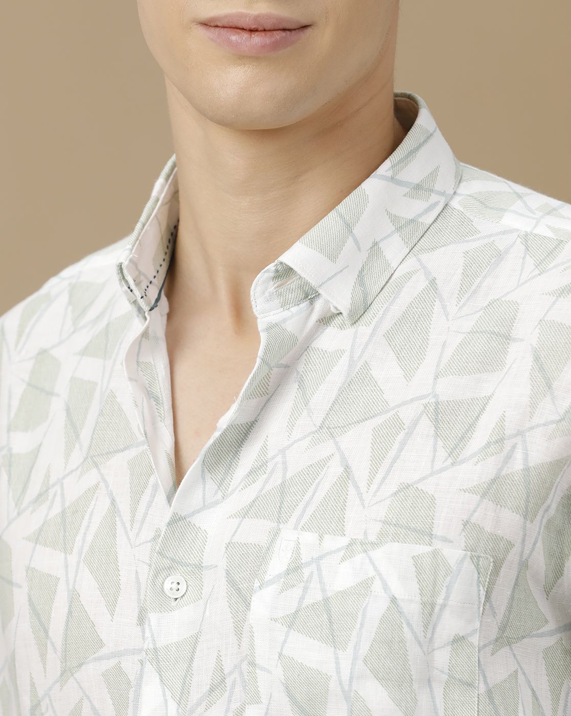 Men's Pure Linen Green Printed Contemporary Fit Full Sleeve Casual Shirt