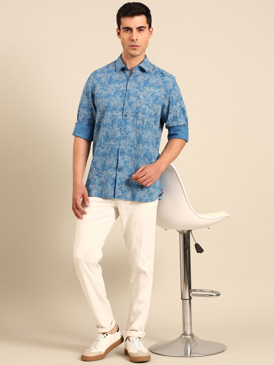 Linen Club Men's Linen Blend Blue Printed Contemporary Fit Full Sleeves Casual Shirt