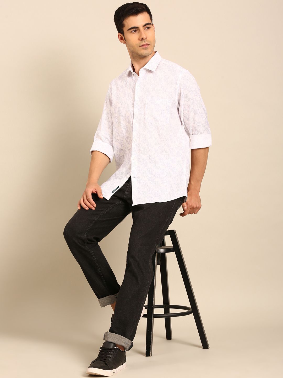 Linen Club Men's Linen Blend Purple Printed Contemporary Fit Full Sleeves Casual Shirt