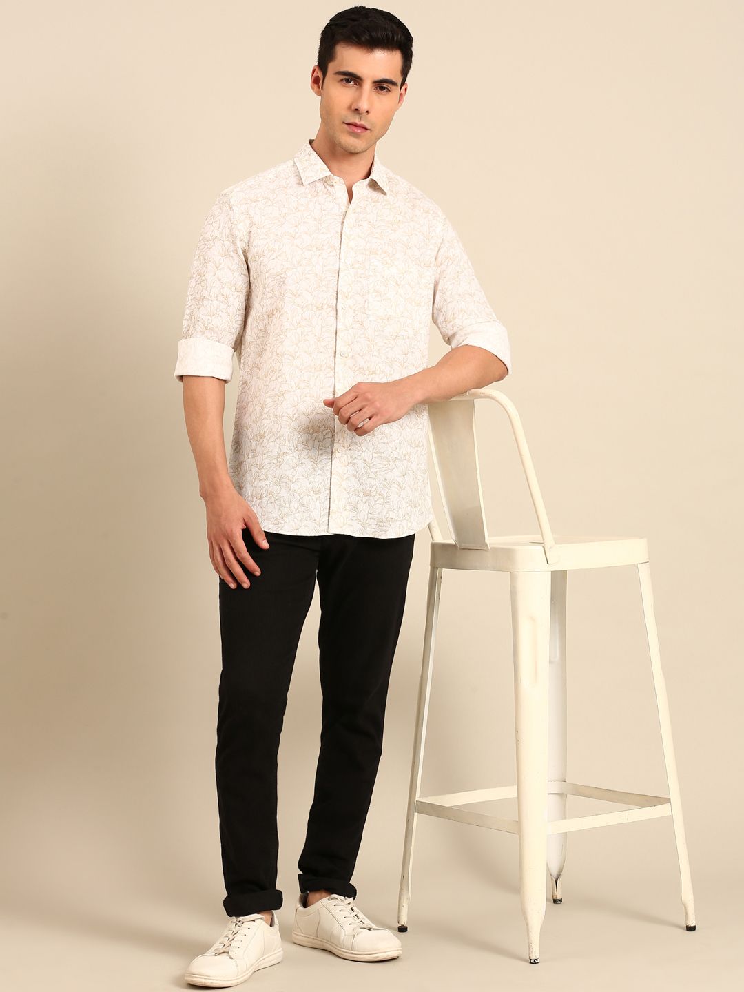Linen Club Men's Linen Blend Cream Floral Print Contemporary Fit Full Sleeves Casual Shirt