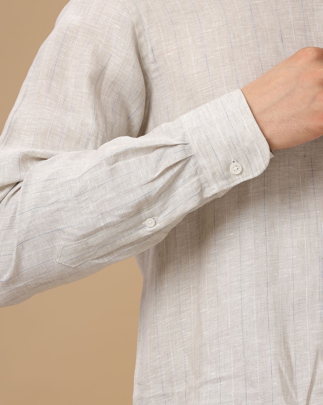 Men's Pure Linen Grey Striped Contemporary Fit Full Sleeve Casual Shirt