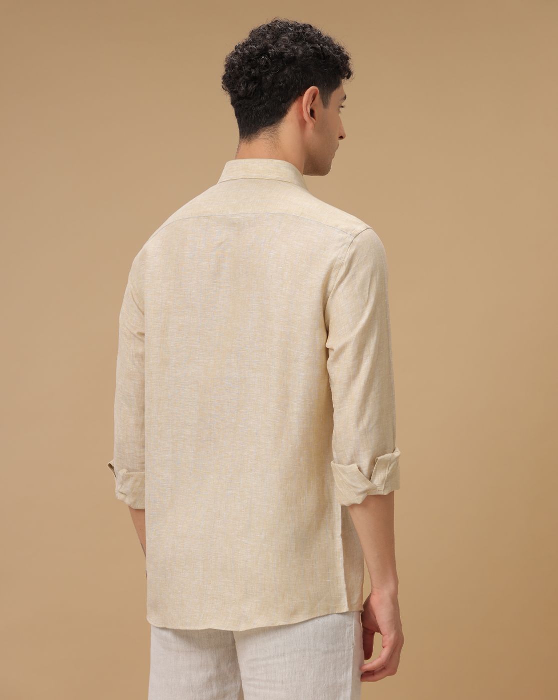 Men's Pure Linen Beige Striped Contemporary Fit Full Sleeve Casual Shirt