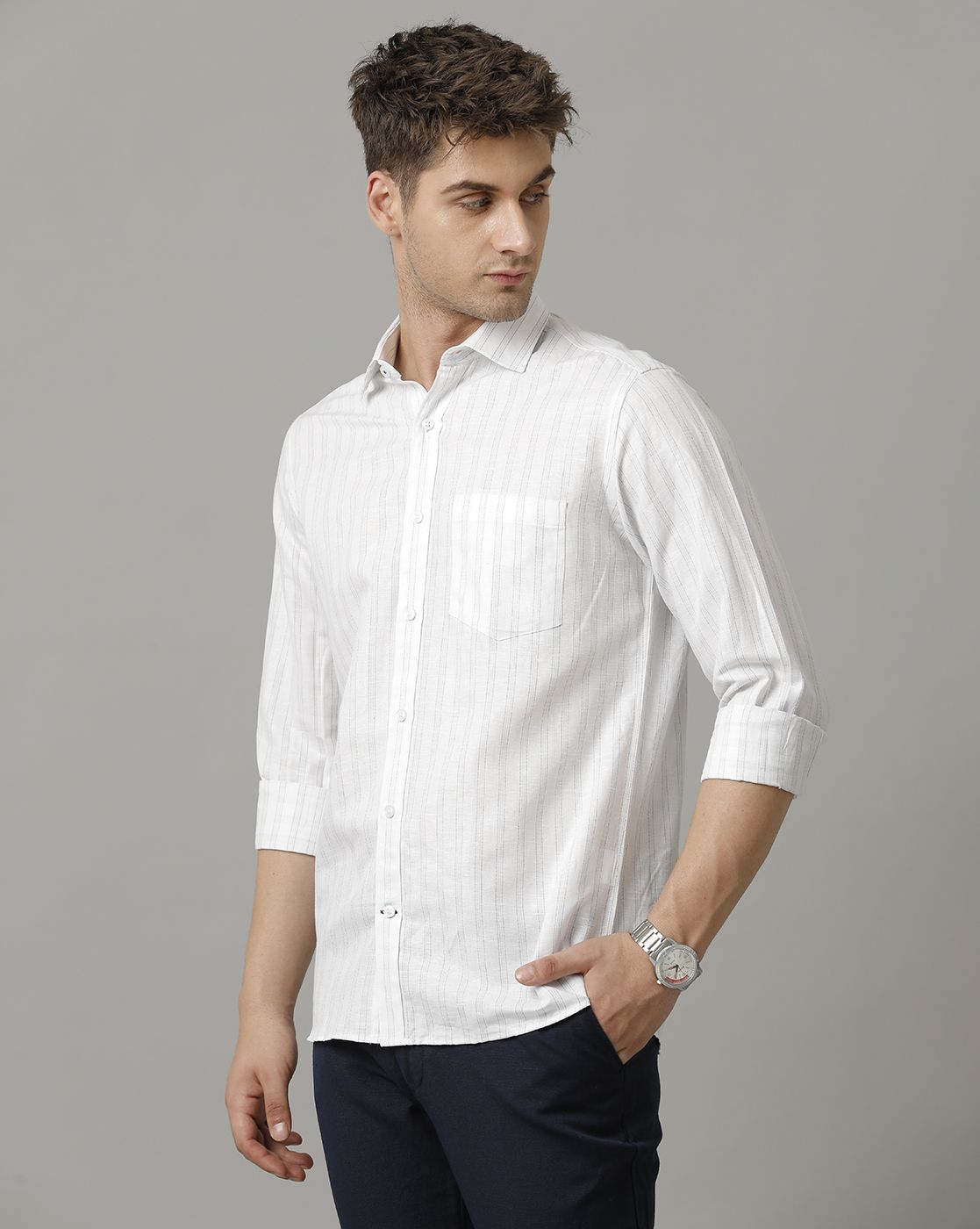 Men's Pure Linen Blue Striped Contemporary Fit Full Sleeve Sleeve Casual Shirt