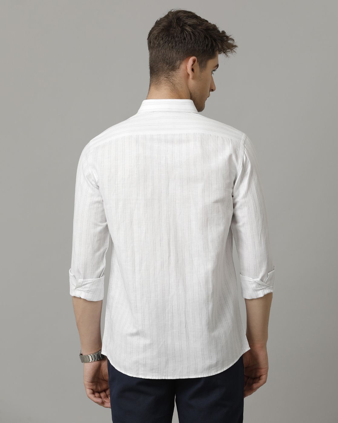 Men's Pure Linen Blue Striped Contemporary Fit Full Sleeve Sleeve Casual Shirt