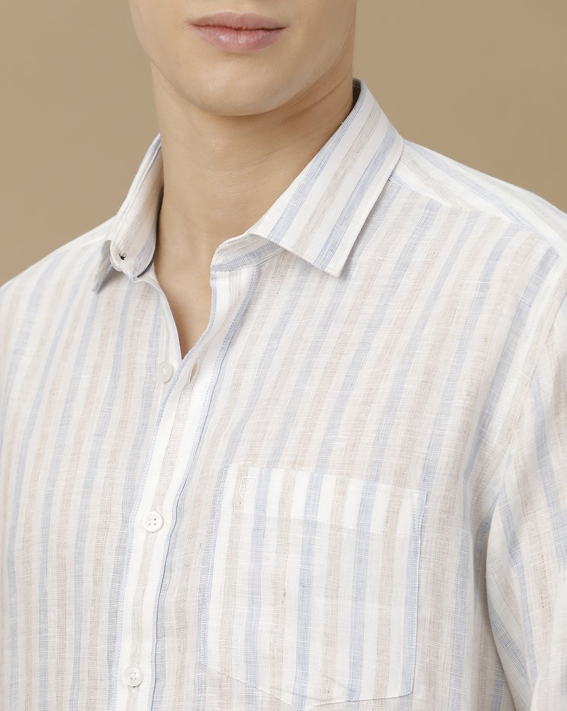 Men's Pure Linen Blue Striped Contemporary Fit Full Sleeve Casual Shirt