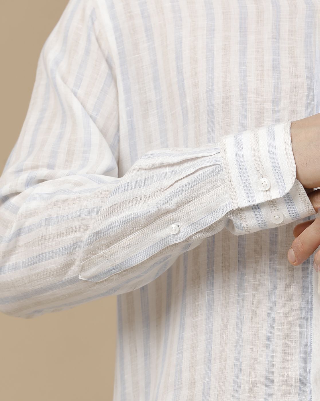 Men's Pure Linen Blue Striped Contemporary Fit Full Sleeve Casual Shirt