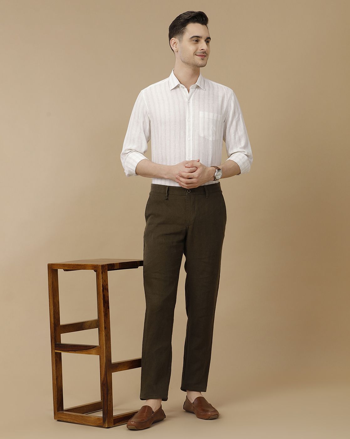 Men's Pure Linen White Striped Contemporary Fit Full Sleeve Casual Shirt