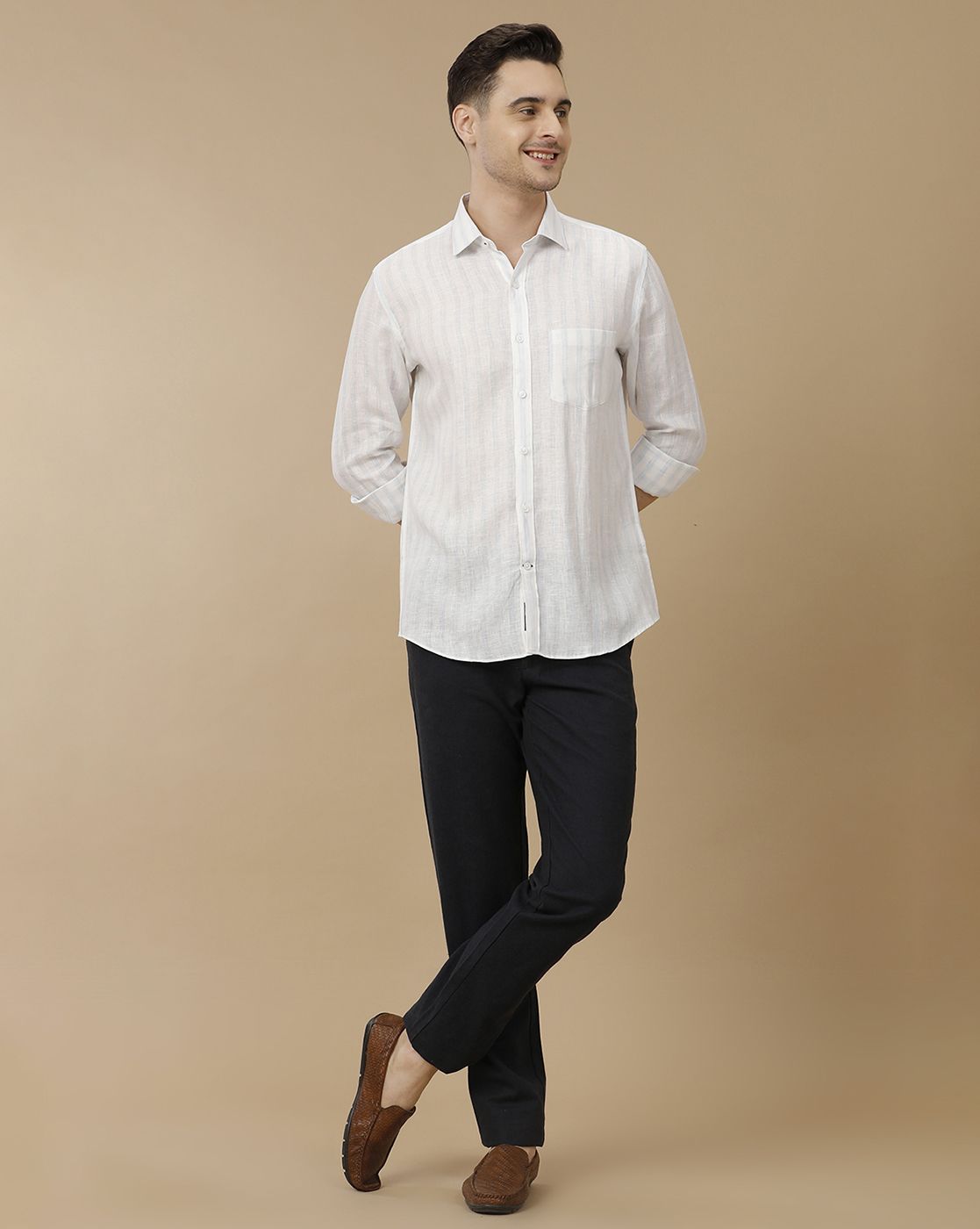 Men's Pure Linen White Striped Contemporary Fit Full Sleeve Casual Shirt