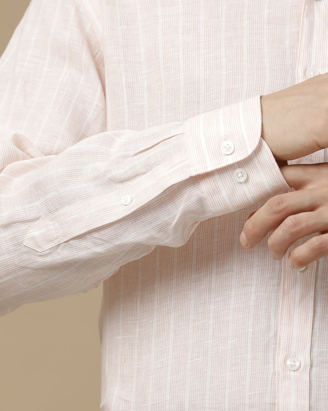 Men's Pure Linen Pink Striped Contemporary Fit Full Sleeve Casual Shirt