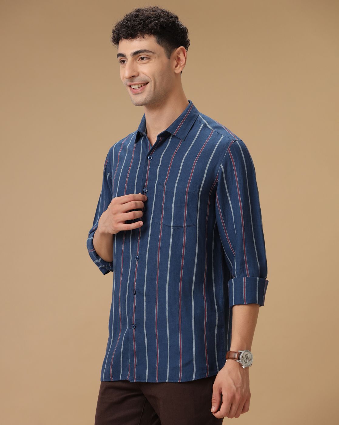 Men's Pure Linen Navy Striped Contemporary Fit Full Sleeve Casual Shirt