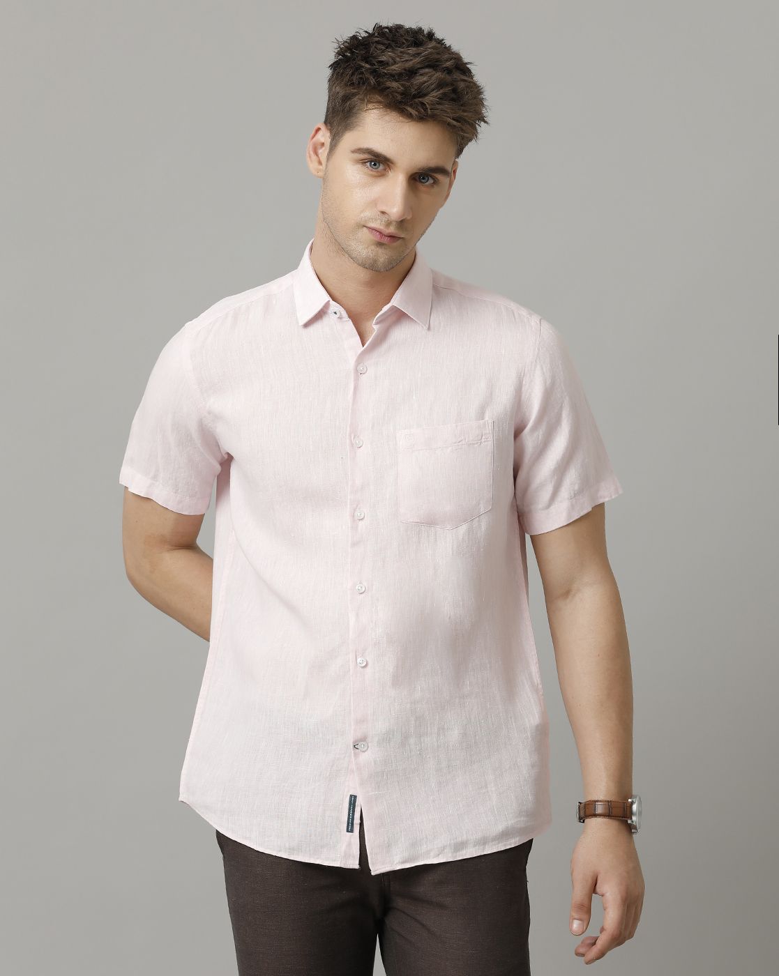 Men's Pure Linen Pink Solid Contemporary Fit Half Sleeve Casual Shirt