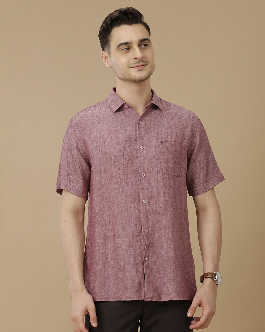 Men's Pure Linen Red Solid Contemporary Fit Half Sleeve Casual Shirt