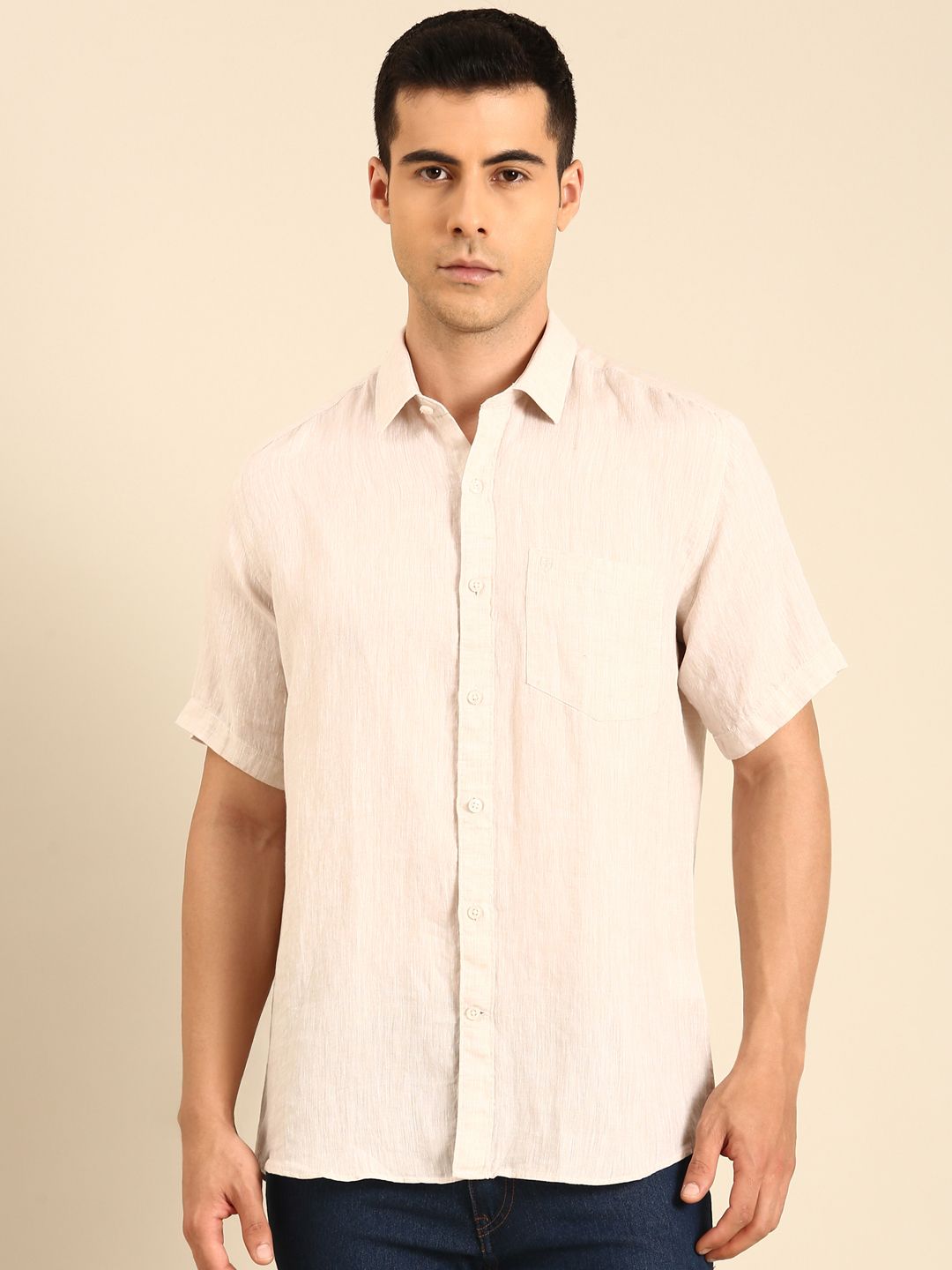 Linen Club Men's  Pure Linen Light Peach Solid Contemporary Fit Half Sleeves Casual Shirt